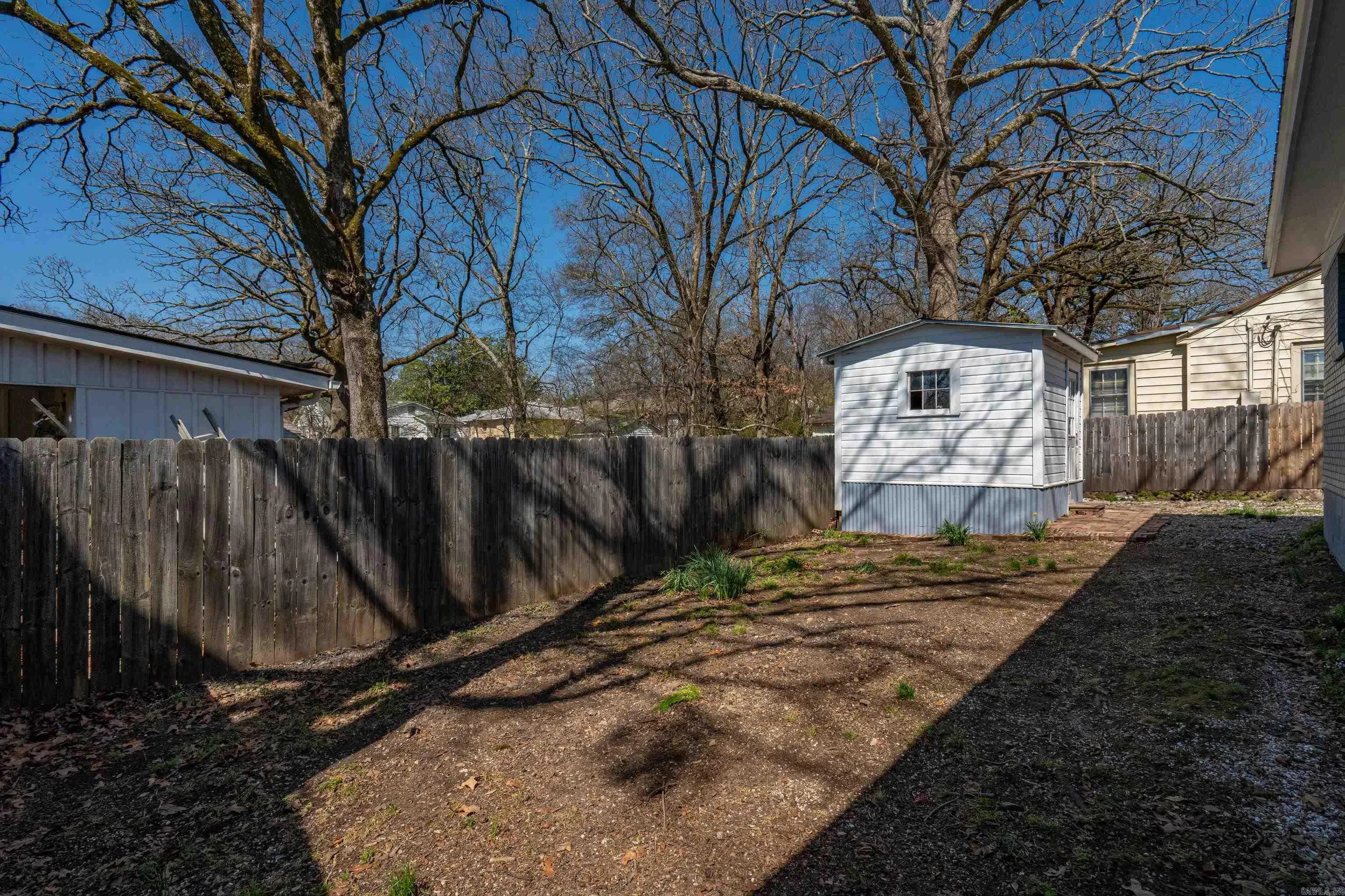 Property at 122  Chitwood - Image 26