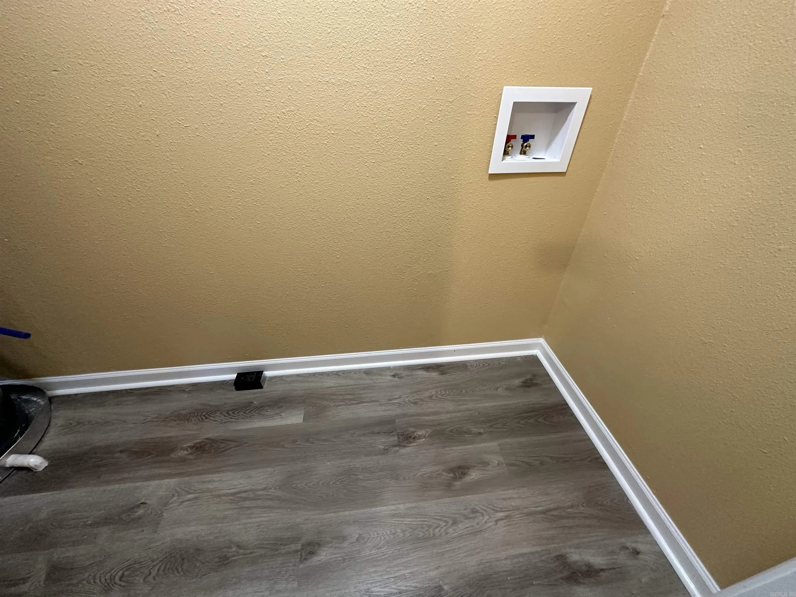 Property at 4A  Hiland, A - Image 10