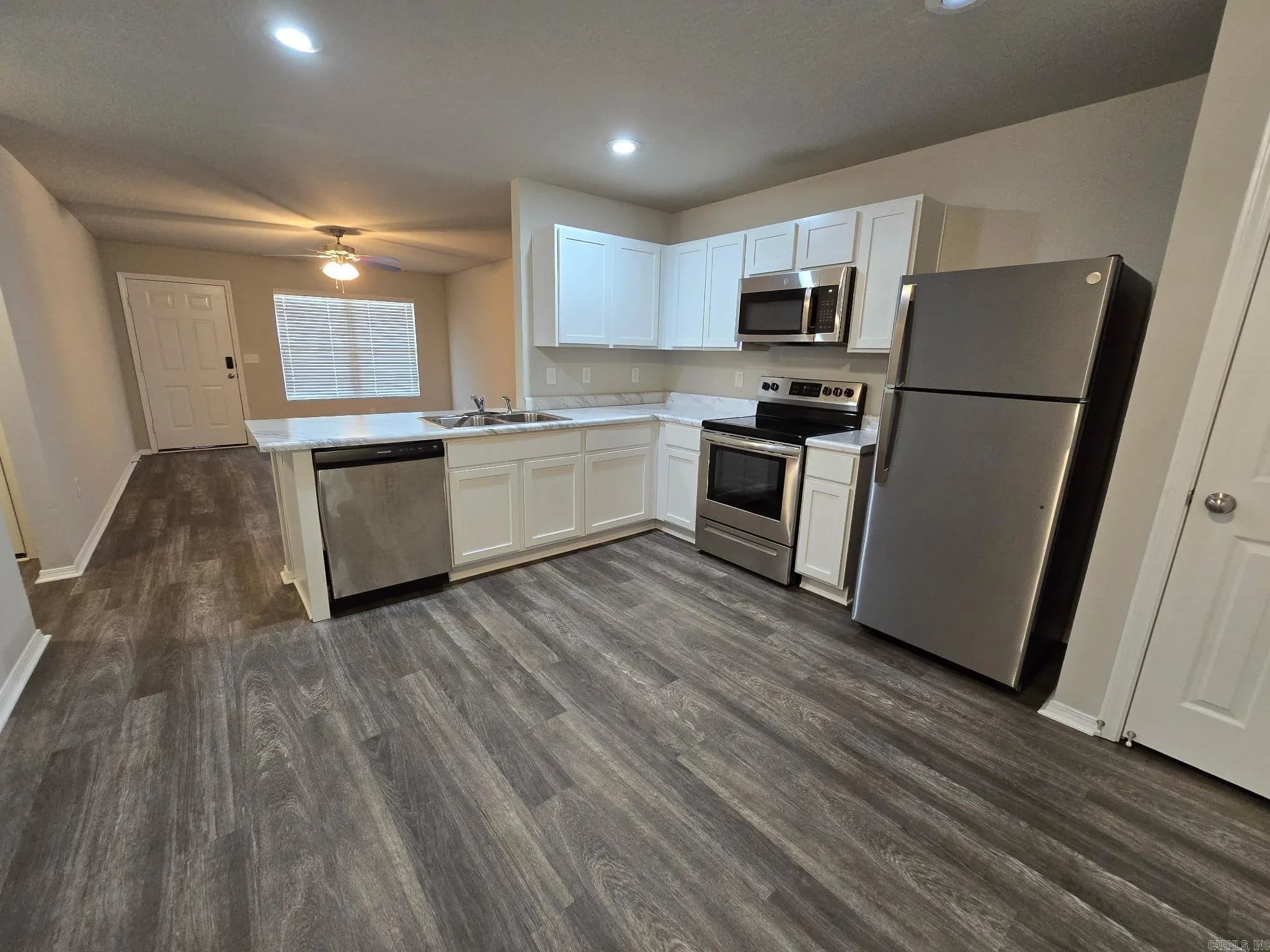 Property at 2097  Bentwood - Image 2