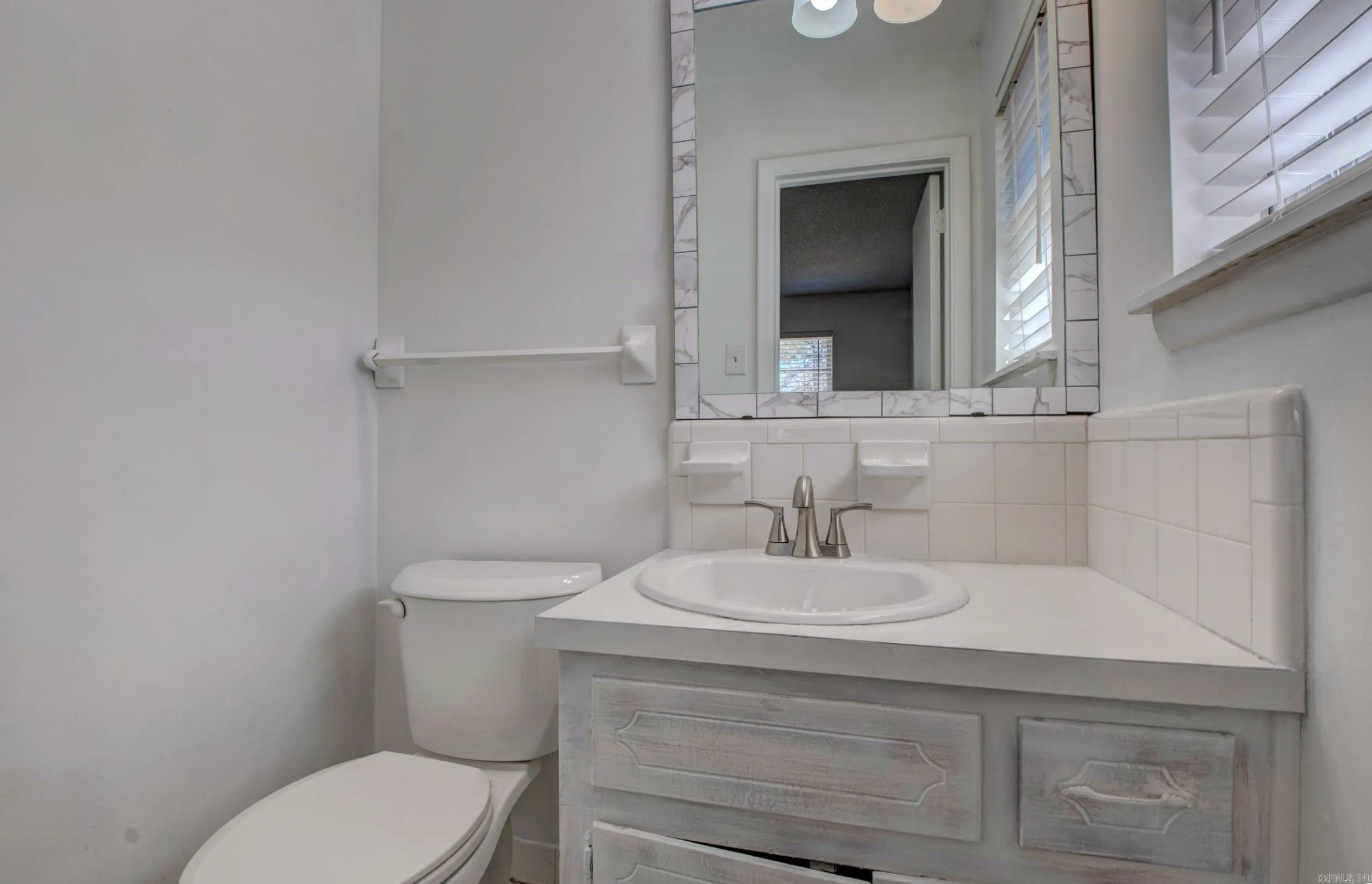 Property at 1727  Marlyn - Image 37