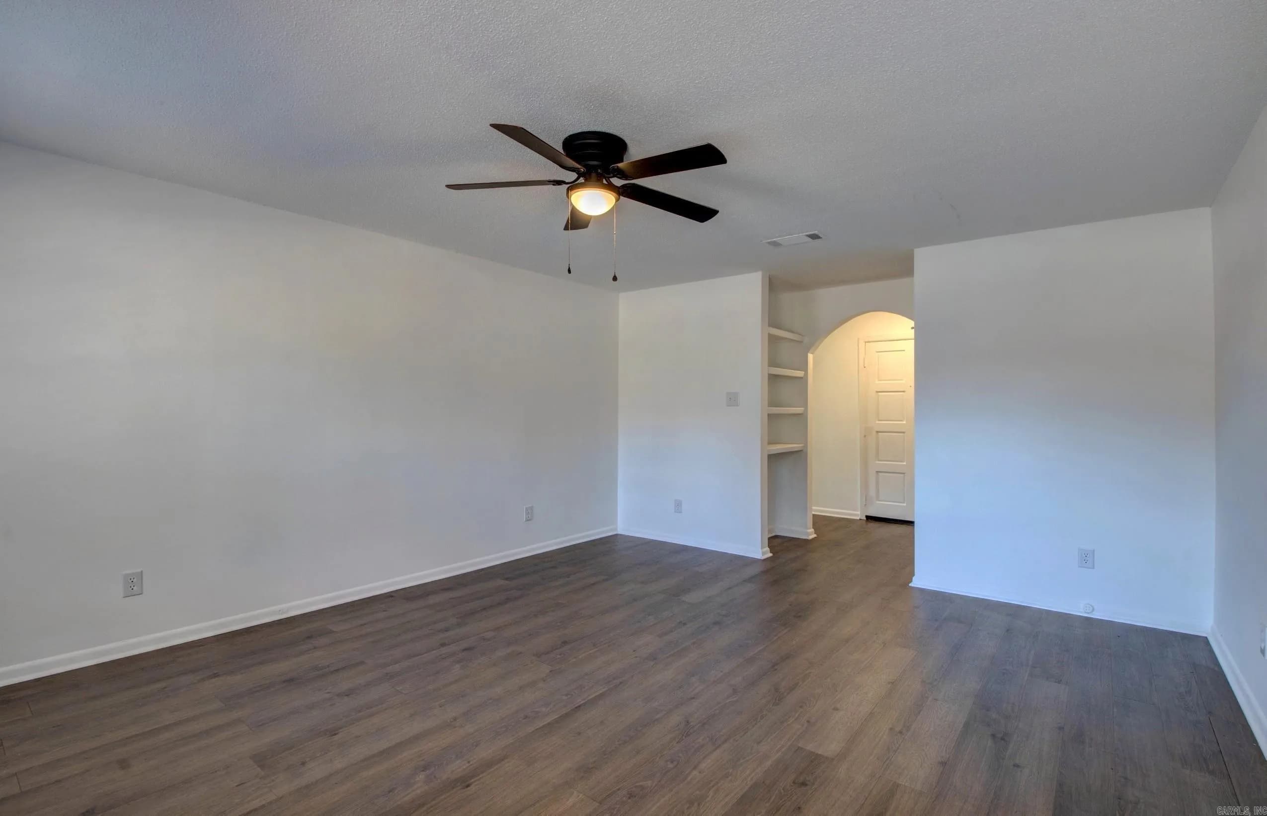 Property at 1727  Marlyn - Image 10
