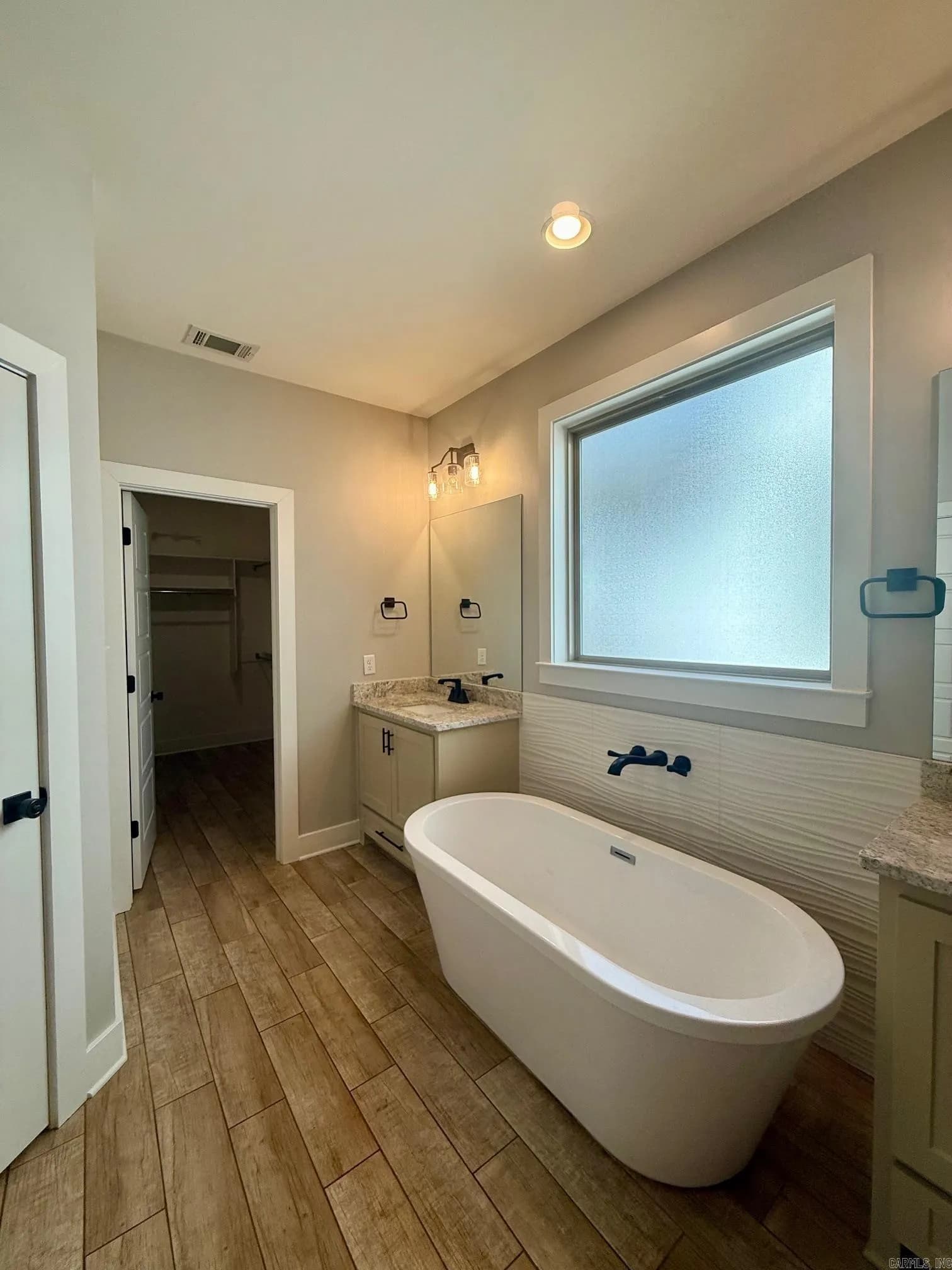 Property at 1100  Grand teaton - Image 13