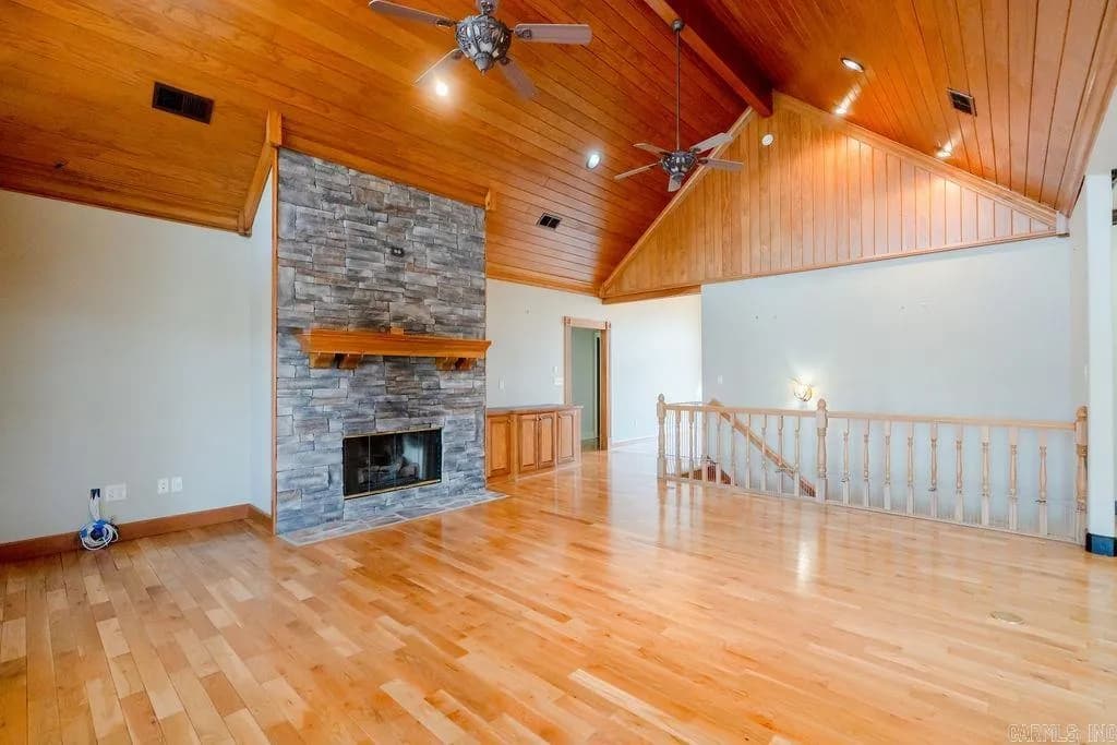 Property at 60  Pointe dr - Image 11