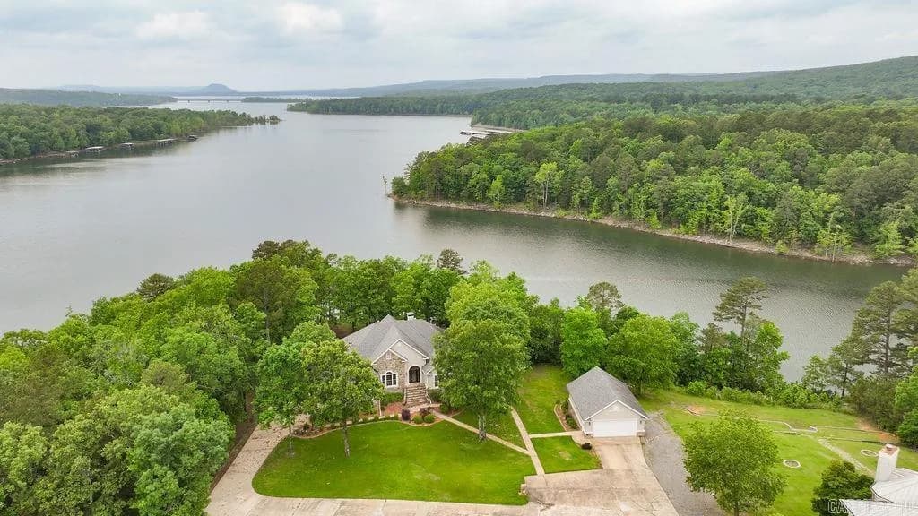 Property at 60  Pointe dr - Image 37