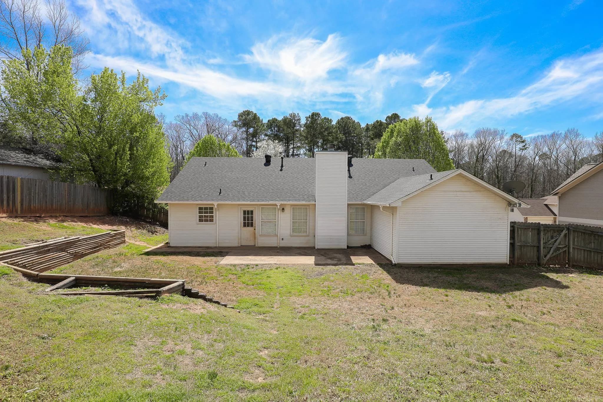 Property at 1004  Stamford dr - Image 46