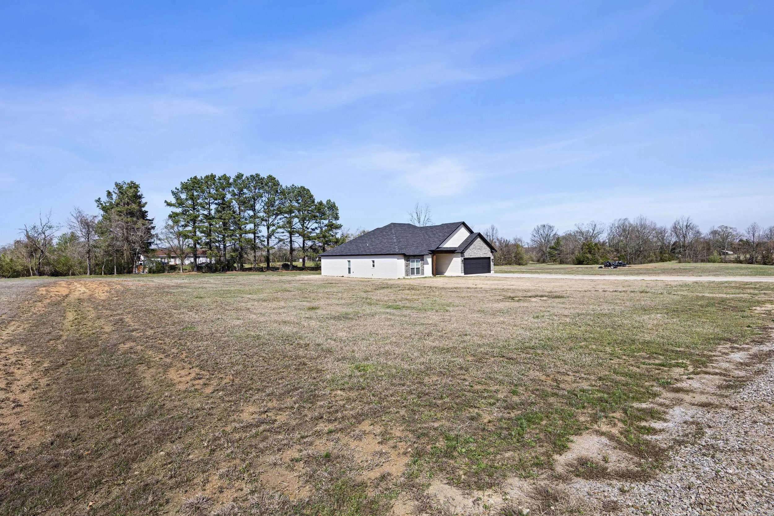 Property at 11  Gary - Image 4