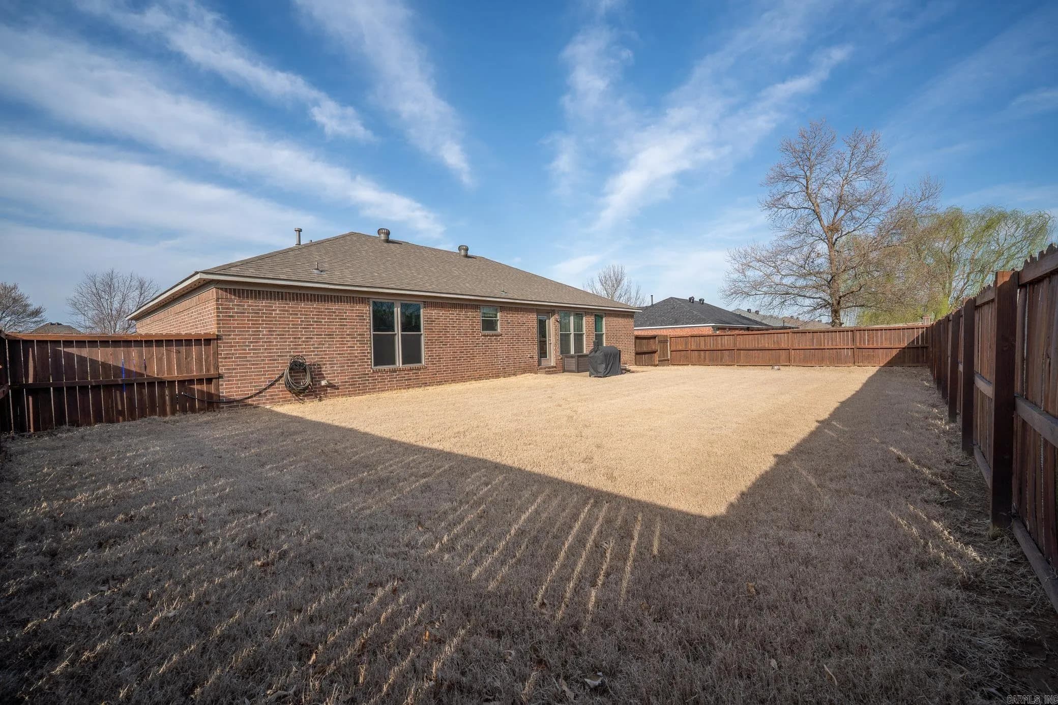 Property at 2805  Makenzie - Image 25