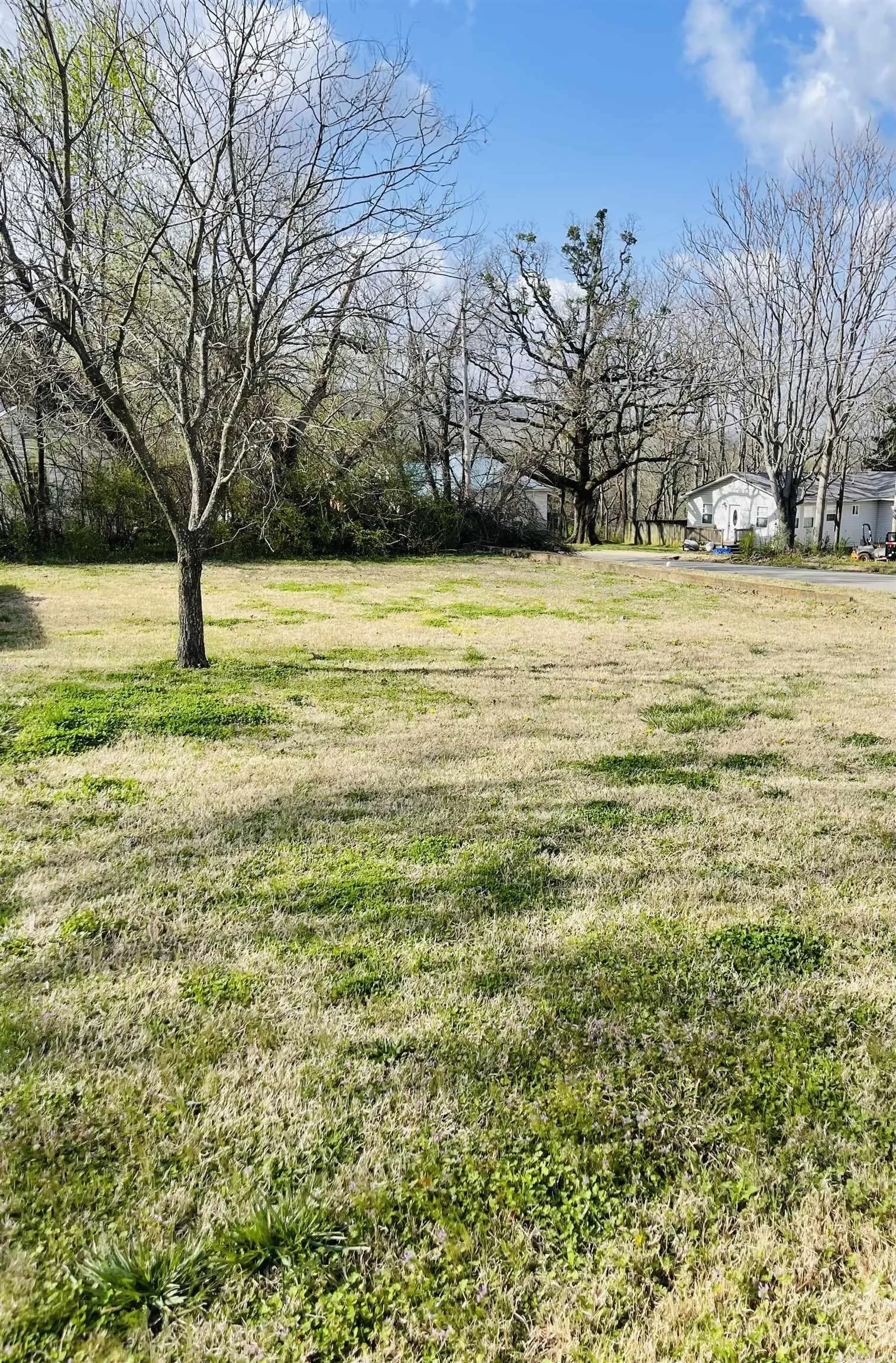 Property at 211 W Campus - Image 10