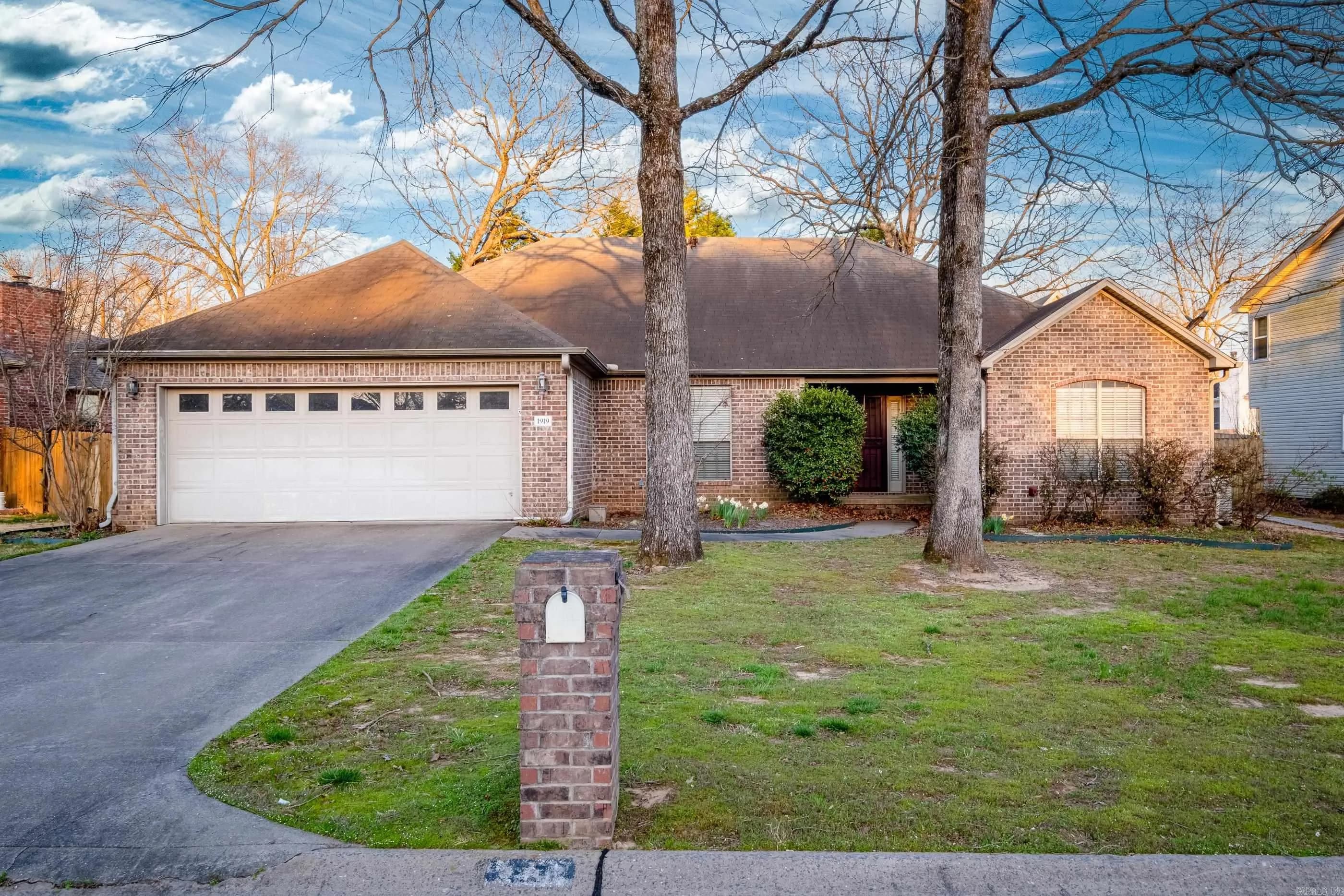 Property at 1919  Brookford drive - Image 42