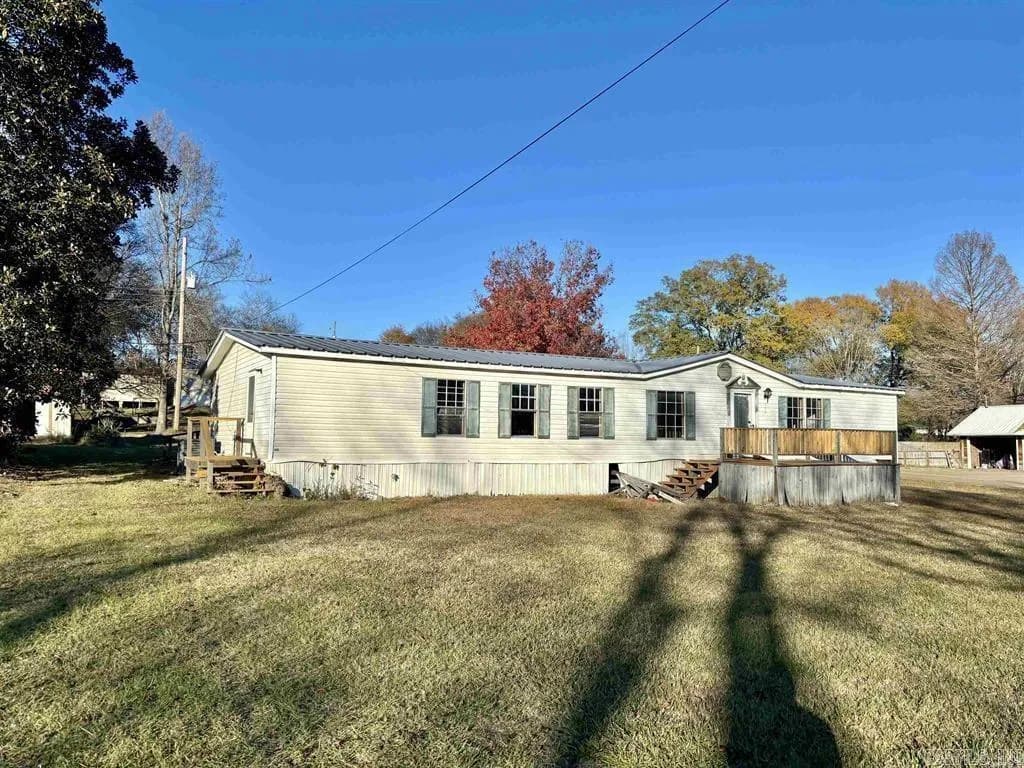 Property at 602 W 2nd - Image 16