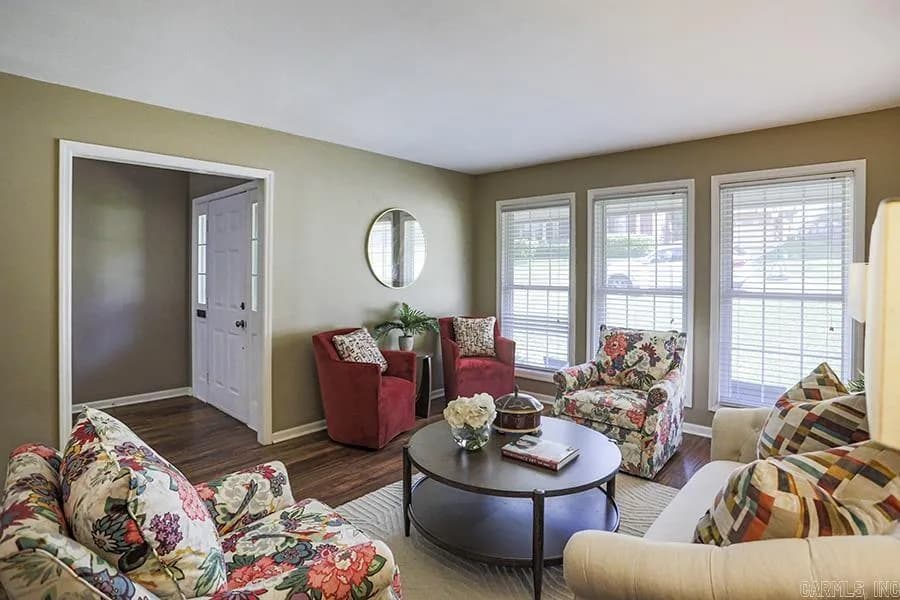 Property at 23  Hayfield - Image 5