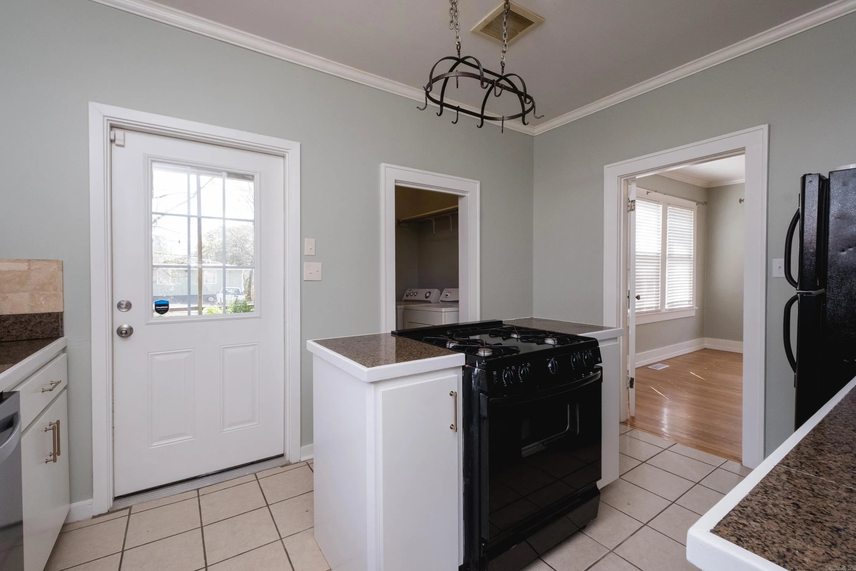 Property at 207  Dennison - Image 17