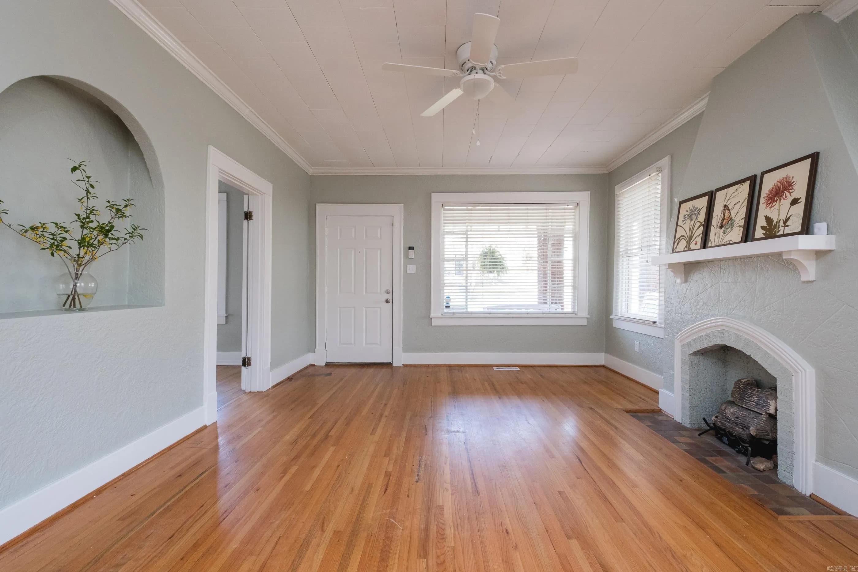 Property at 207  Dennison - Image 12
