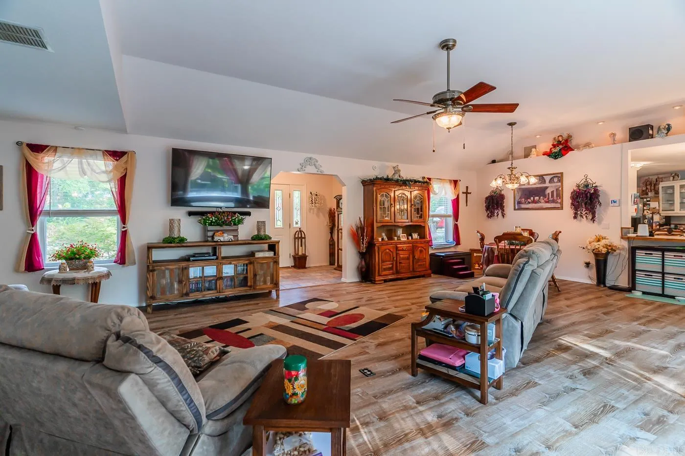 Property at 9  Minentonka - Image 10