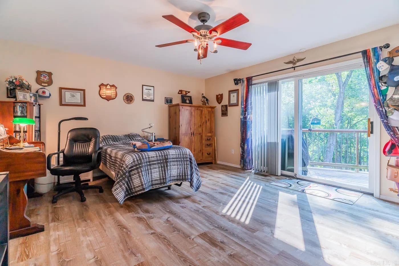 Property at 9  Minentonka - Image 21