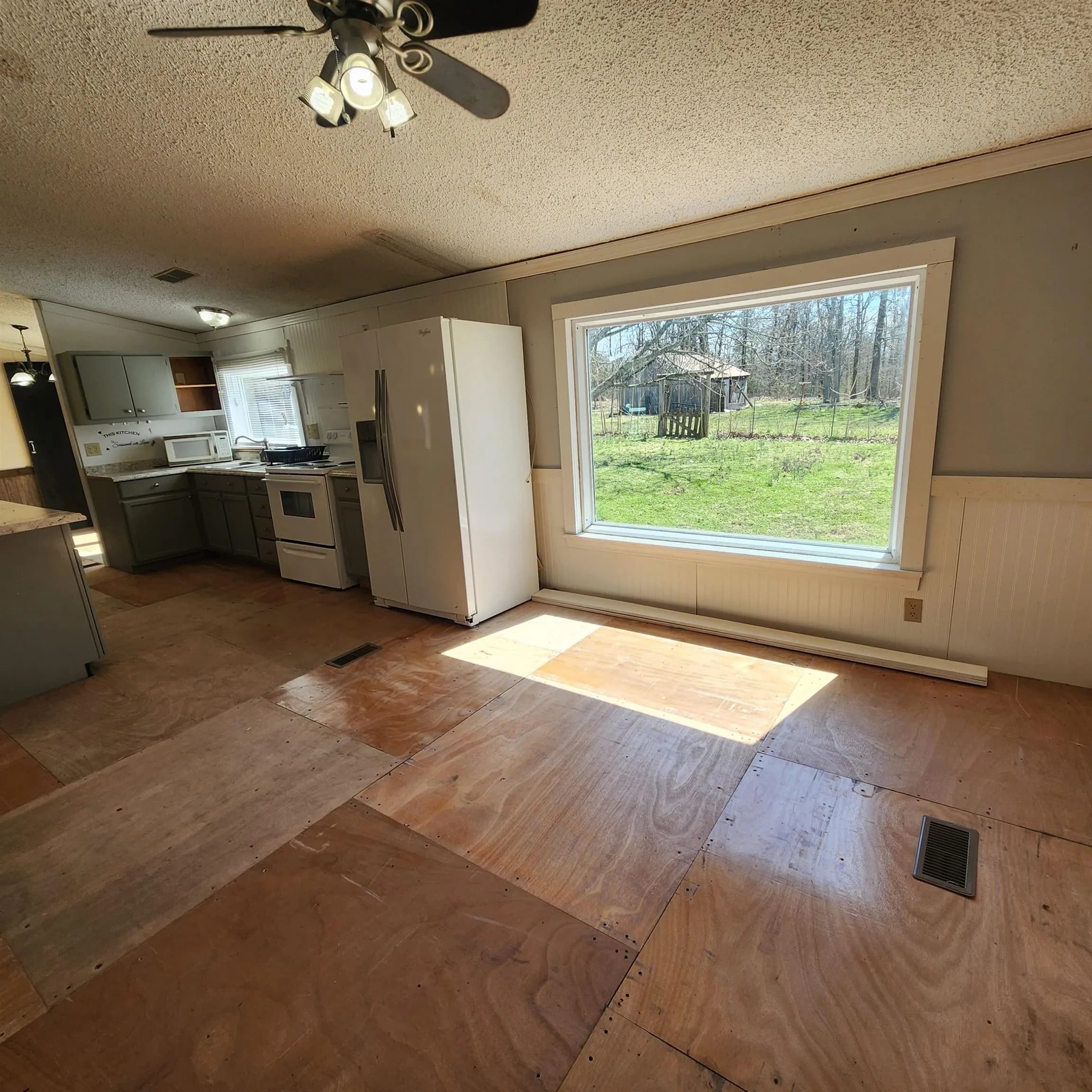 Property at 2138  Hwy 175 - Image 29