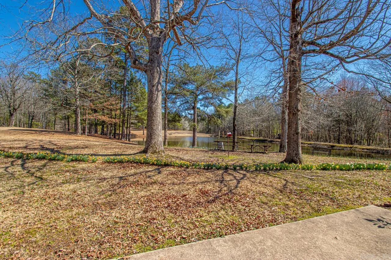 Property at 14715  Chicot - Image 10