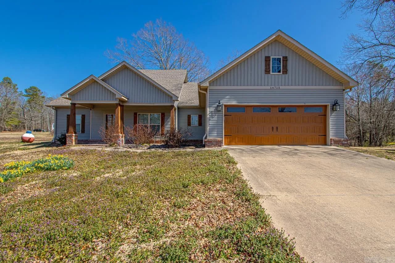 Property at 14715  Chicot - Image 8