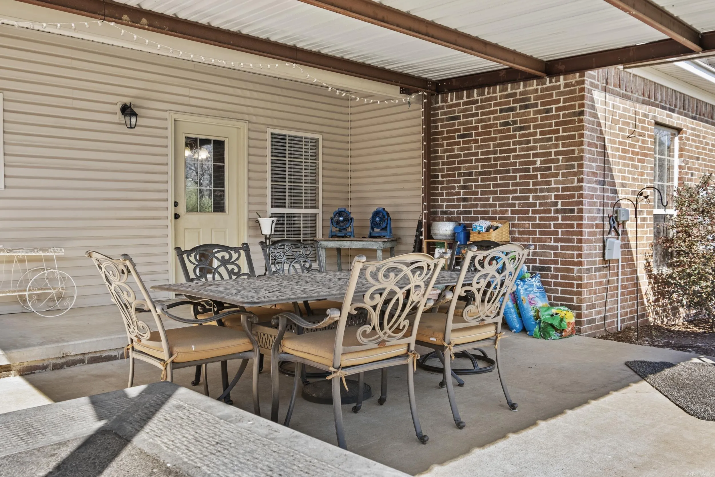 Property at 1540  Oak shadows dr - Image 32