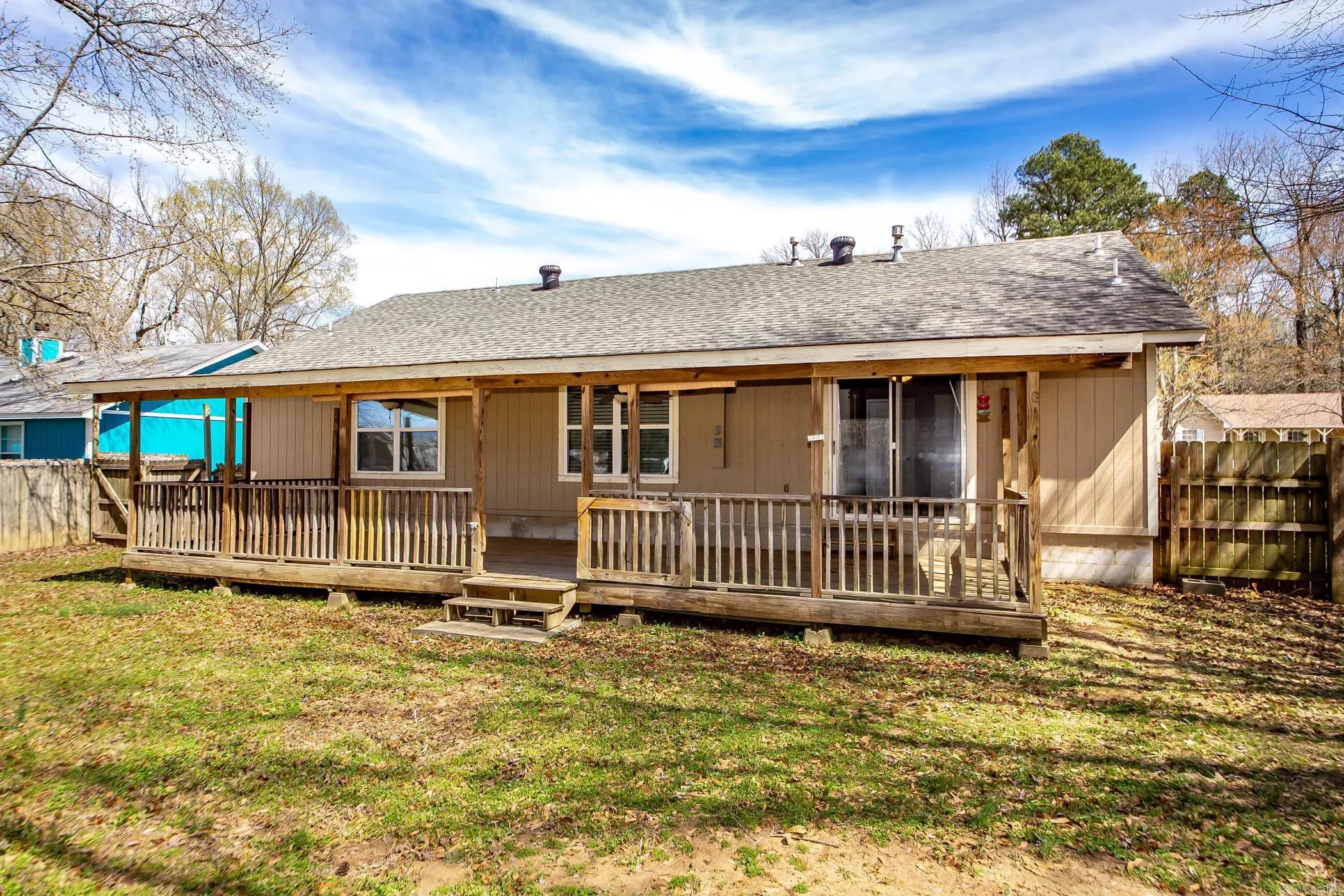 Property at 12  Knollwood - Image 25