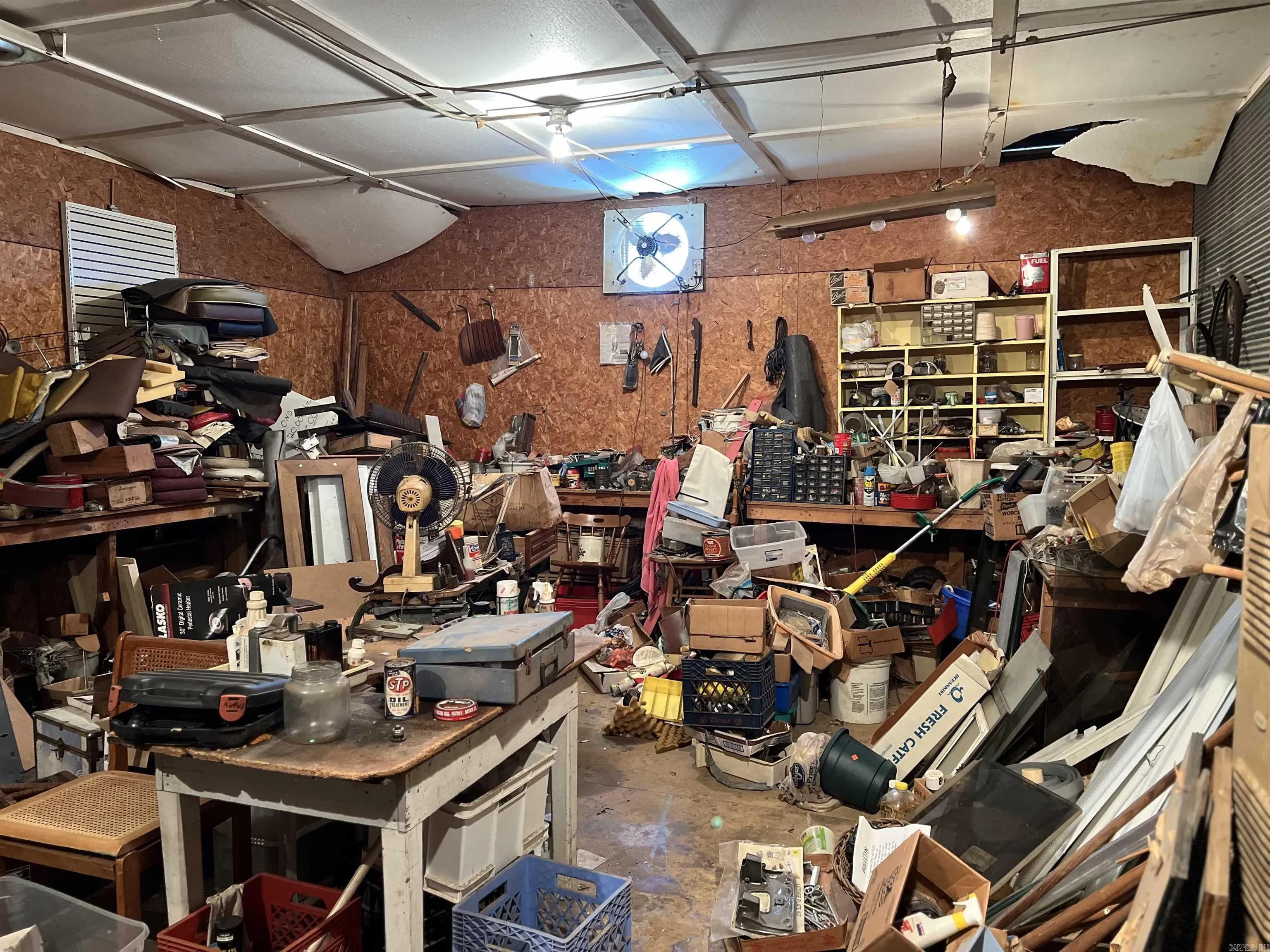 Property at 716 & 718 S Neeley - Image 10
