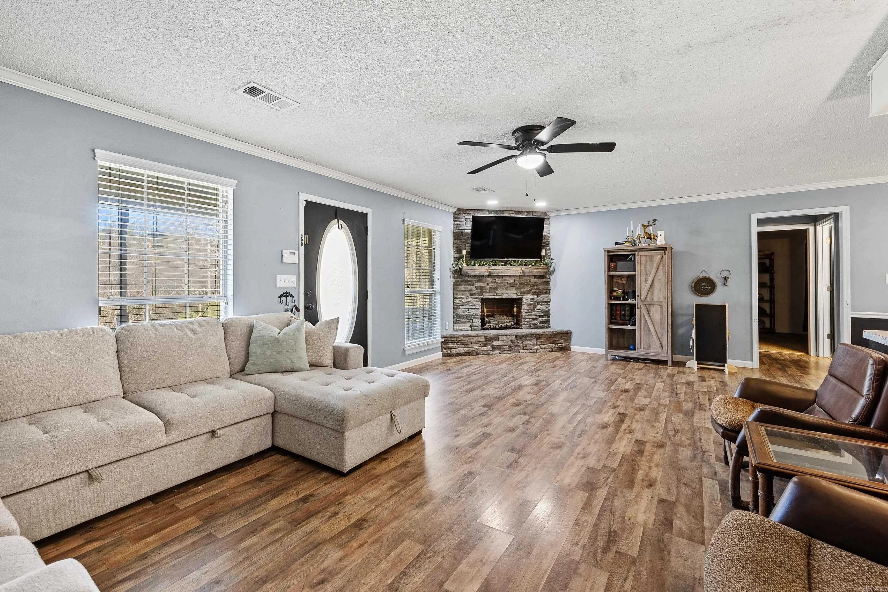 Property at 3714  Mcdaniel - Image 3