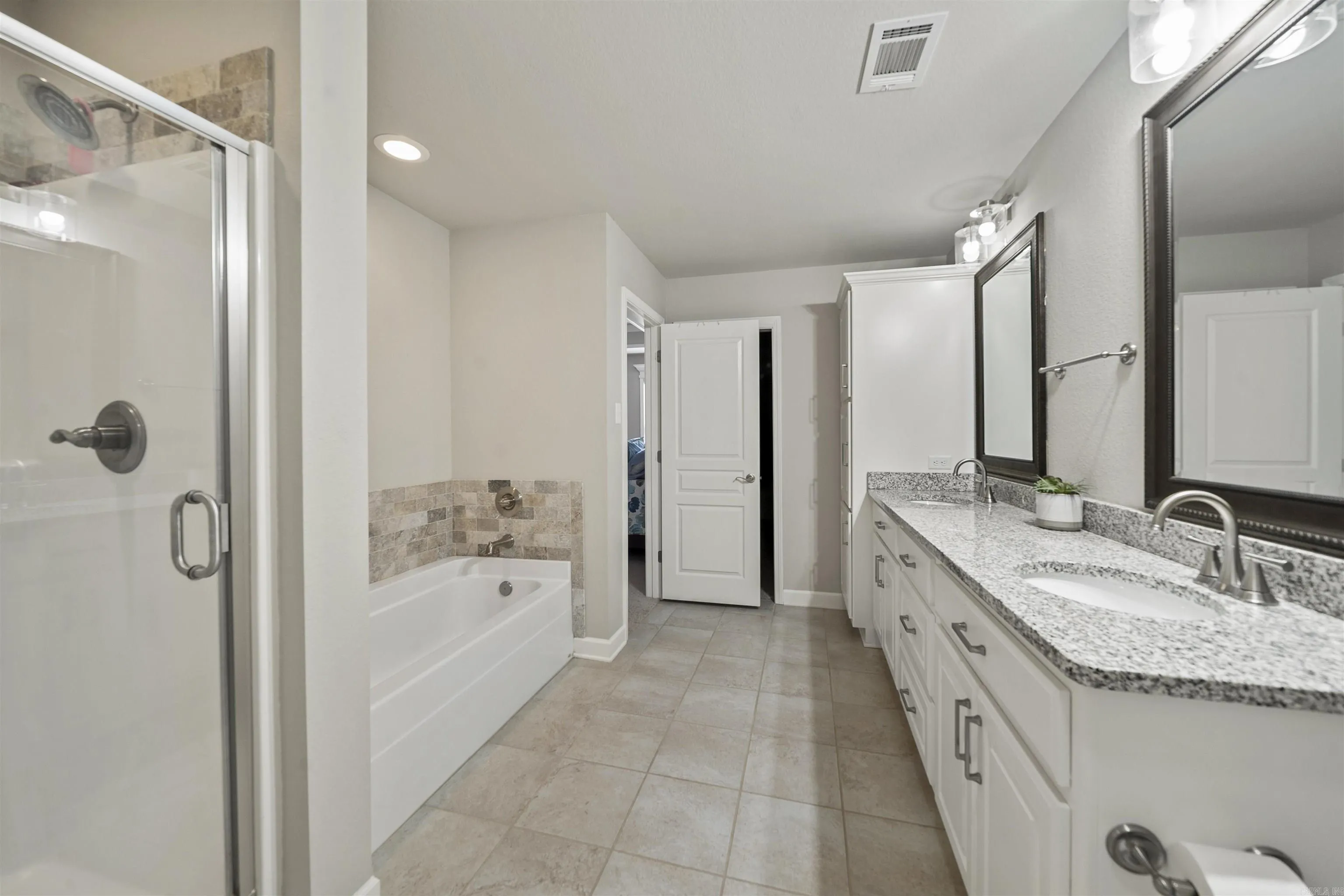 Property at 12  Fletcher - Image 23