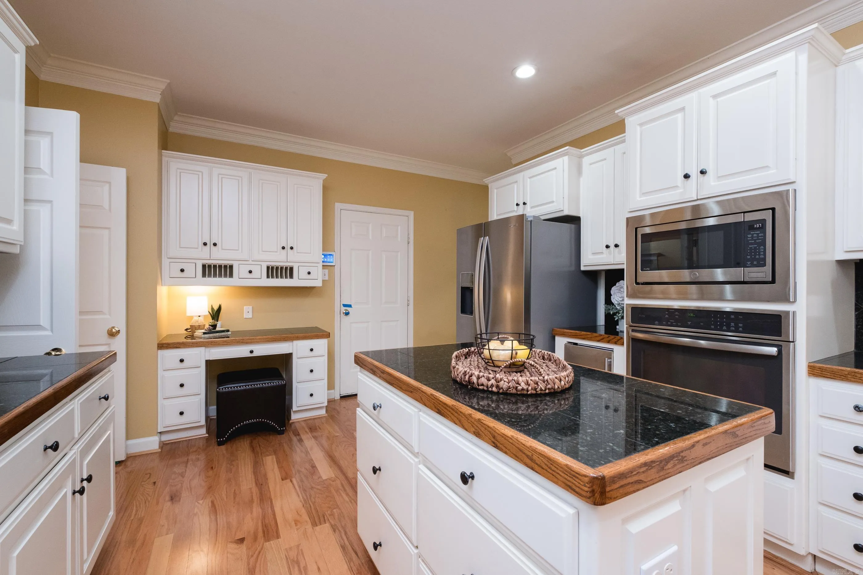 Property at 8  Iviers - Image 15