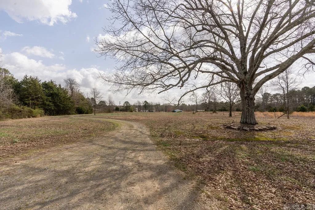 Property at 390  Fox chase - Image 34