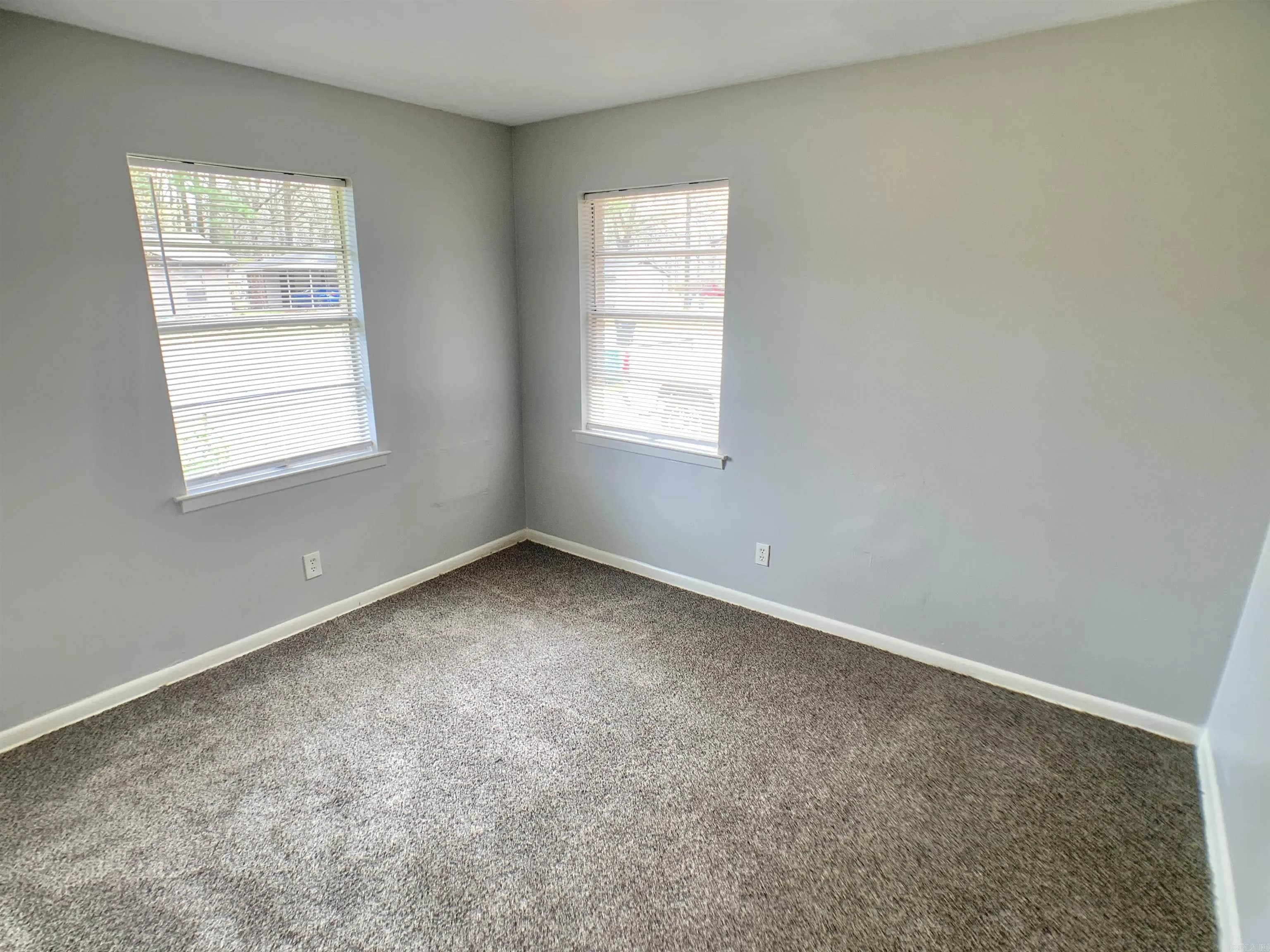 Property at 54  Southern oaks dr - Image 14