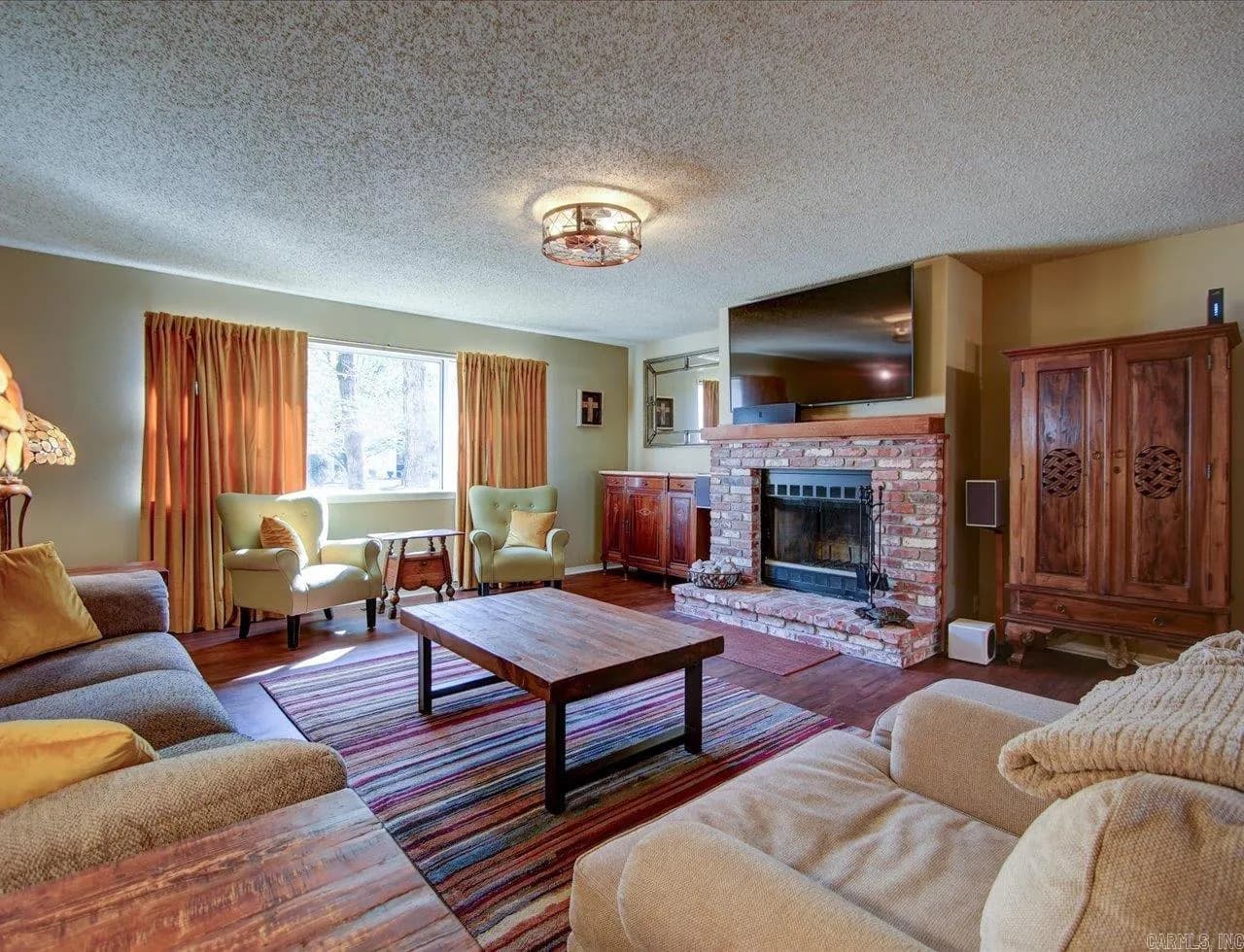 Property at 11  Carinena - Image 4