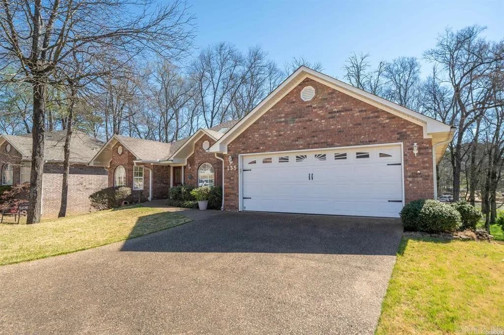 Property at 135  Forest view - Image 28