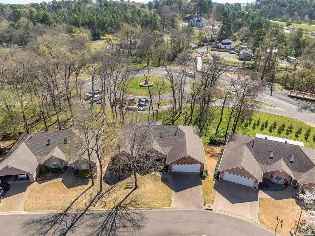 Property at 135  Forest view - Image 29
