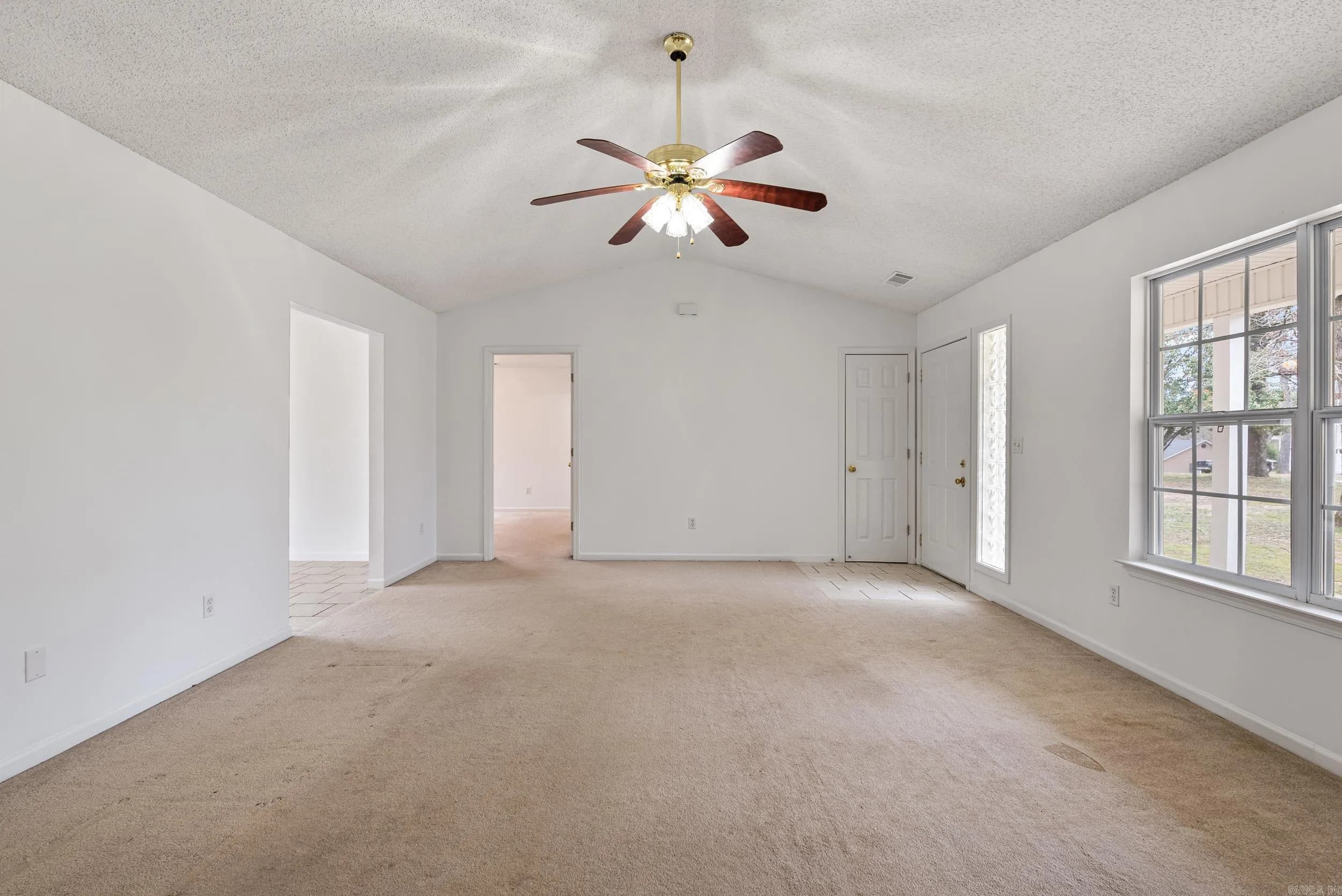 Property at 474  Jo lynn - Image 5
