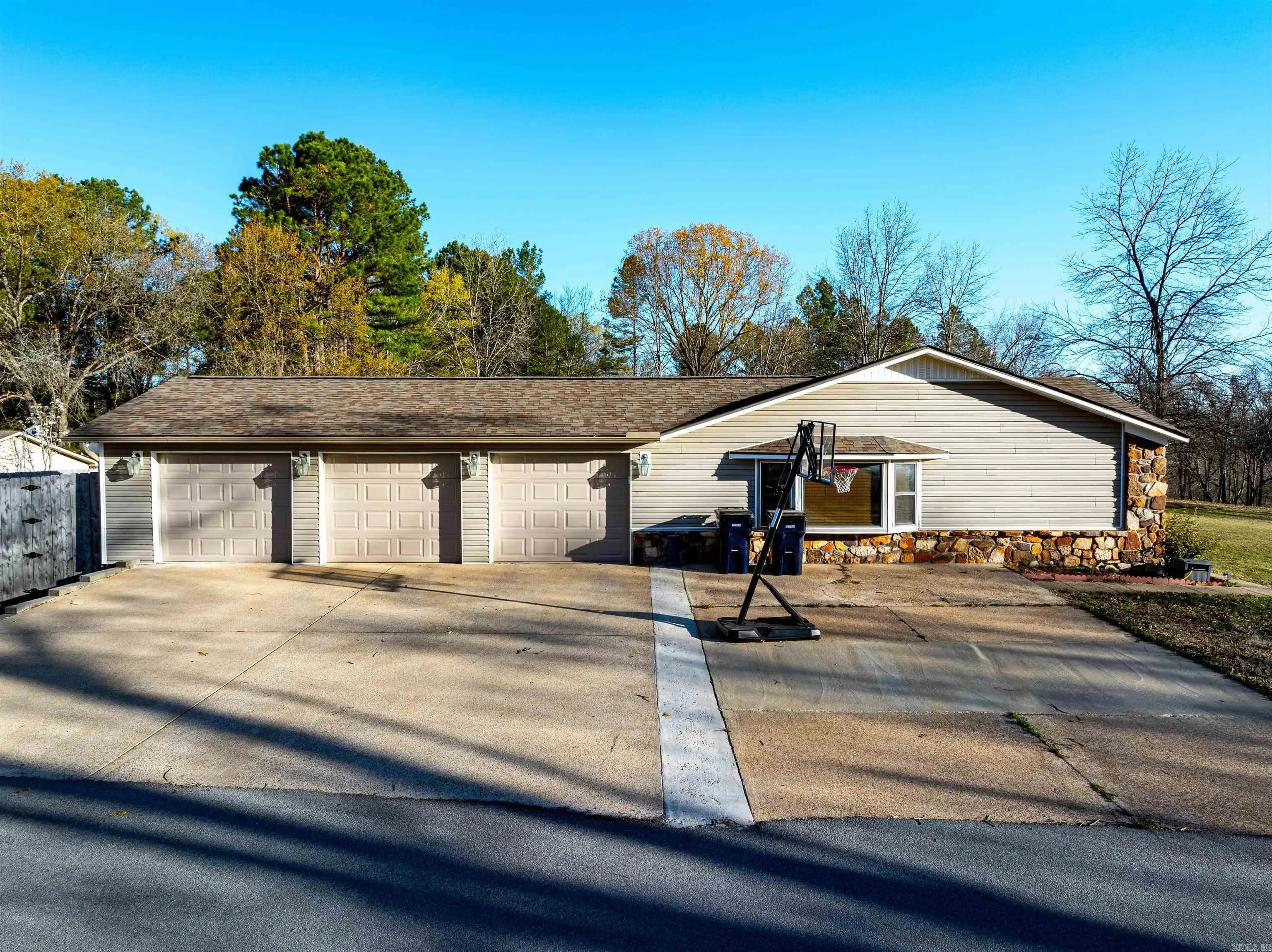 Property at 715  Melton drive - Image 42