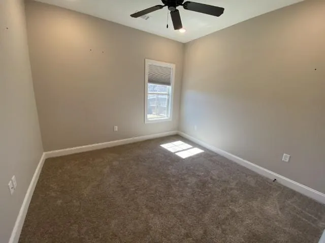 Property at 4817  Edgemont - Image 13