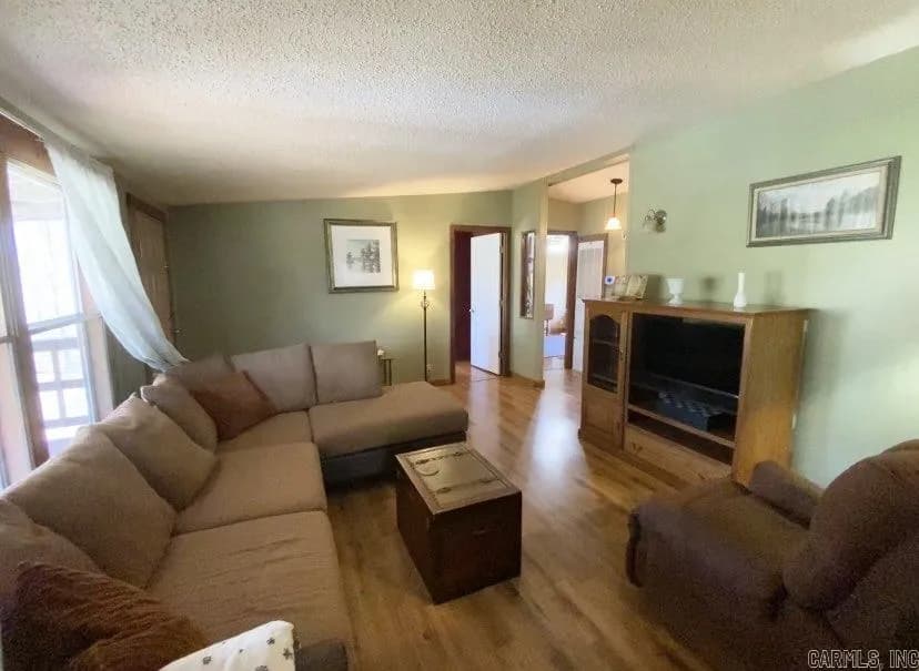 Property at 31  Ridgedale circle - Image 3