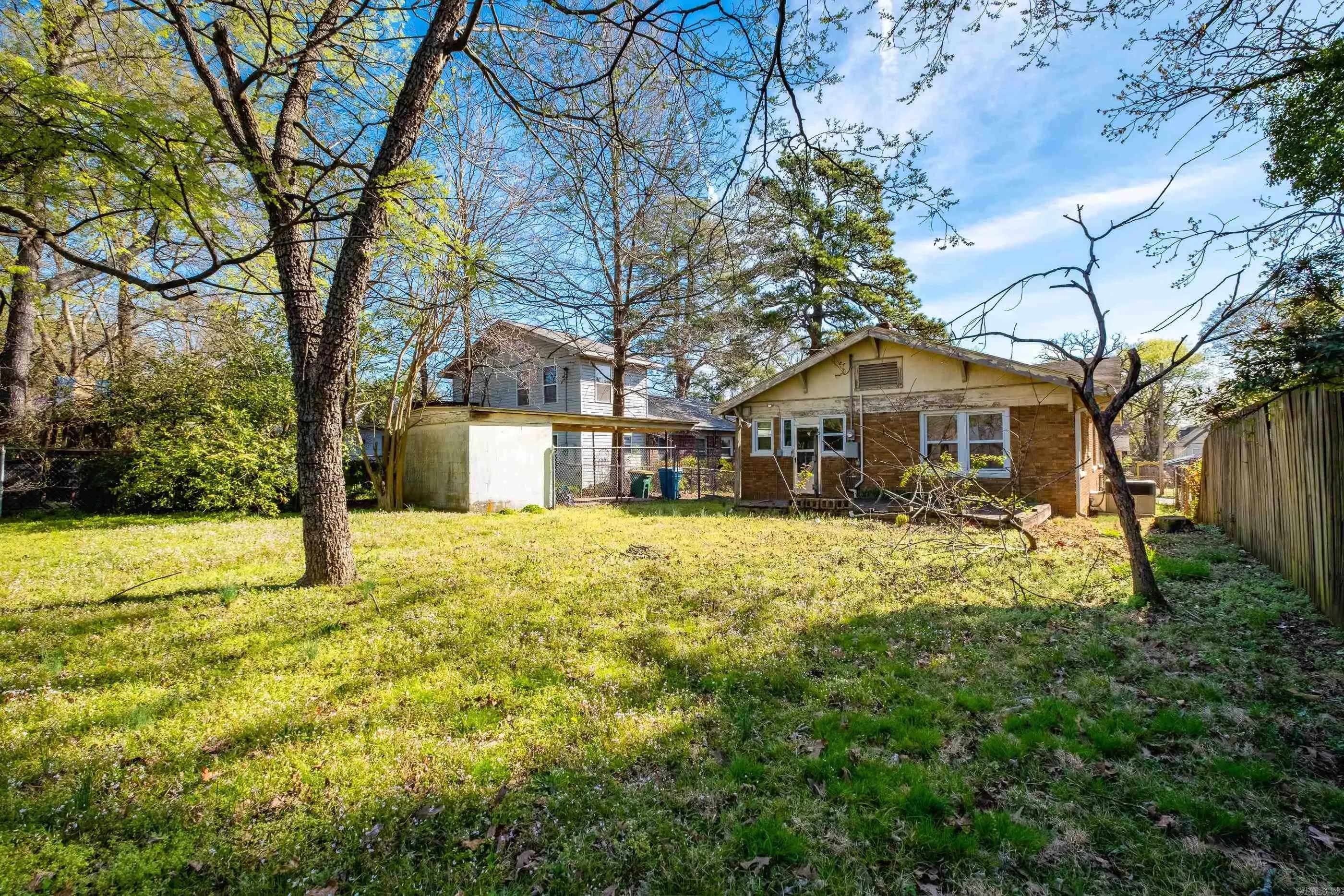 Property at 312  Valmar - Image 26