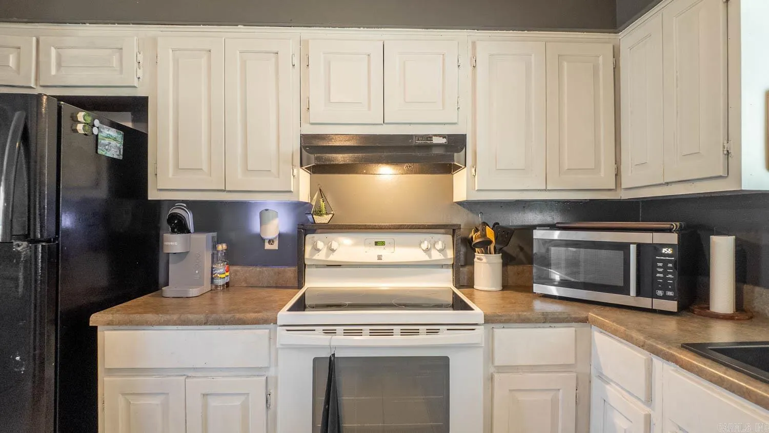 Property at 838  Indian trail road - Image 32