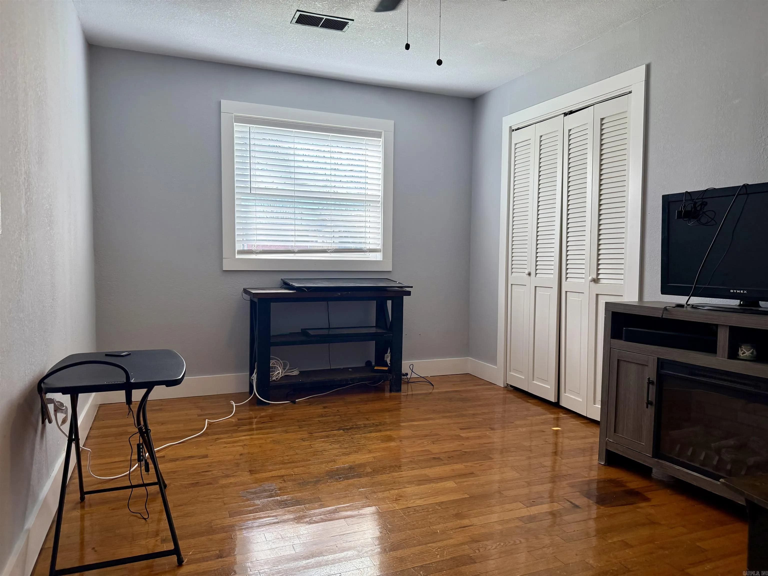 Property at 104  Magnolia dr - Image 13