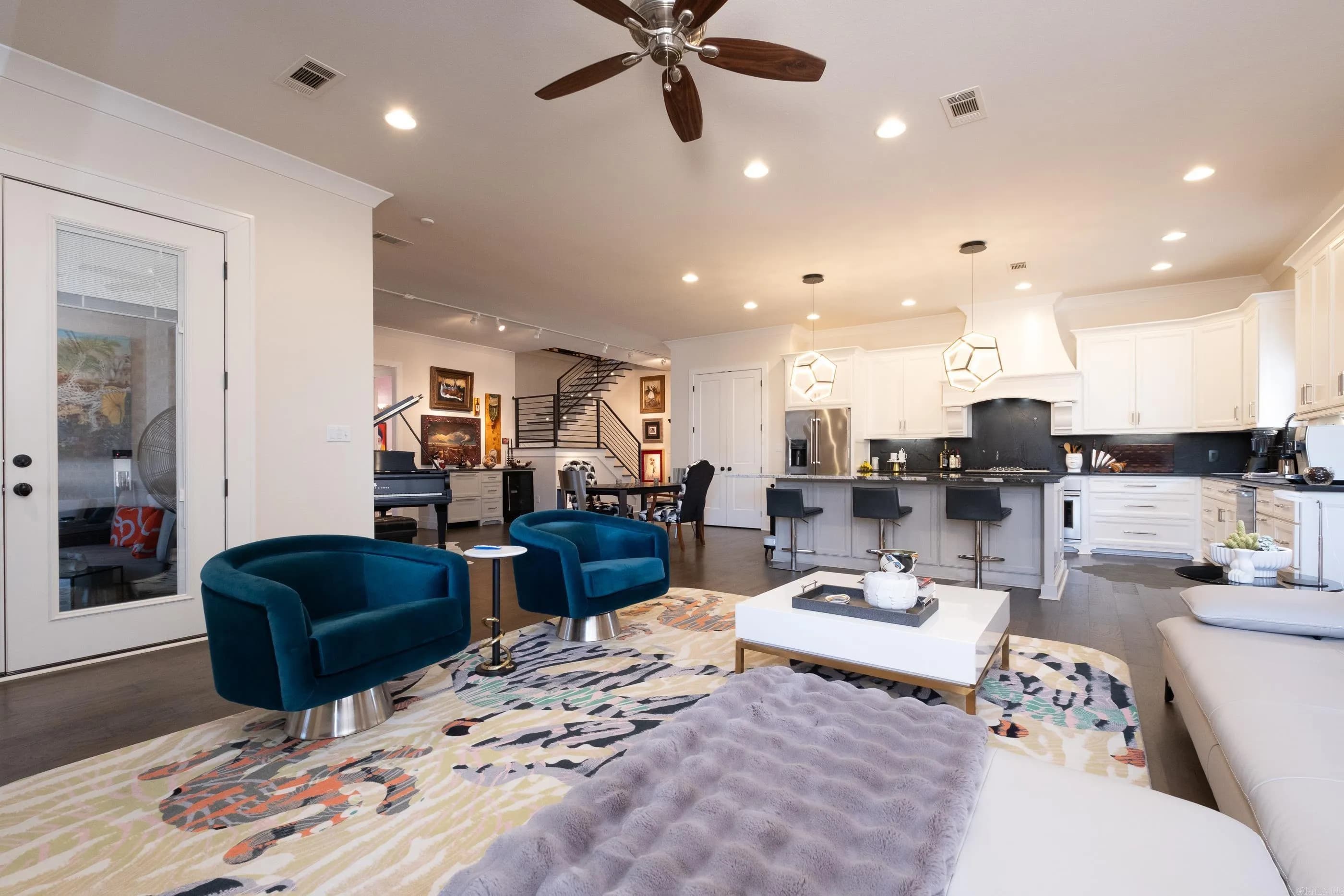 Property at 18  Ensbury - Image 16