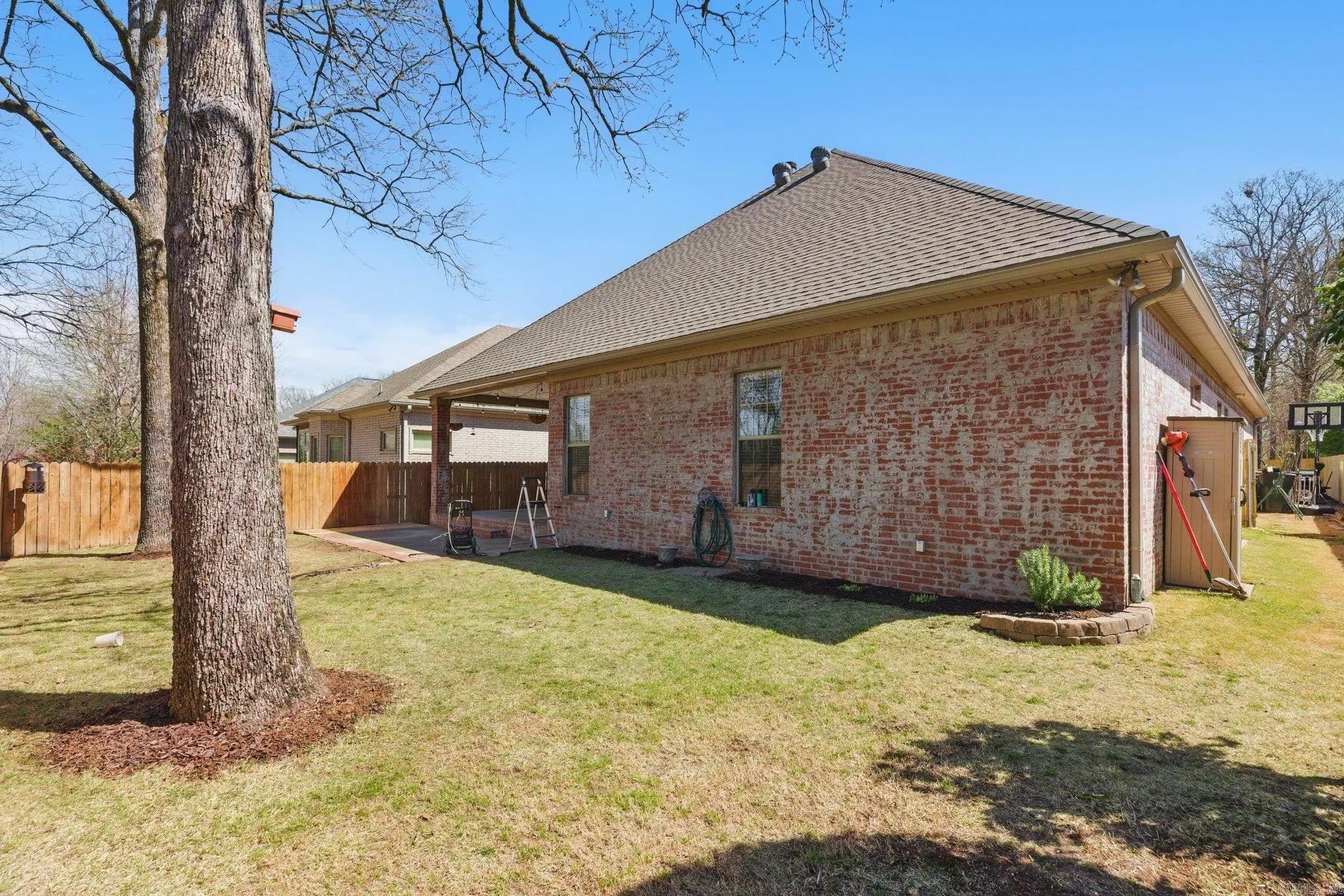 Property at 21  Longleaf - Image 36