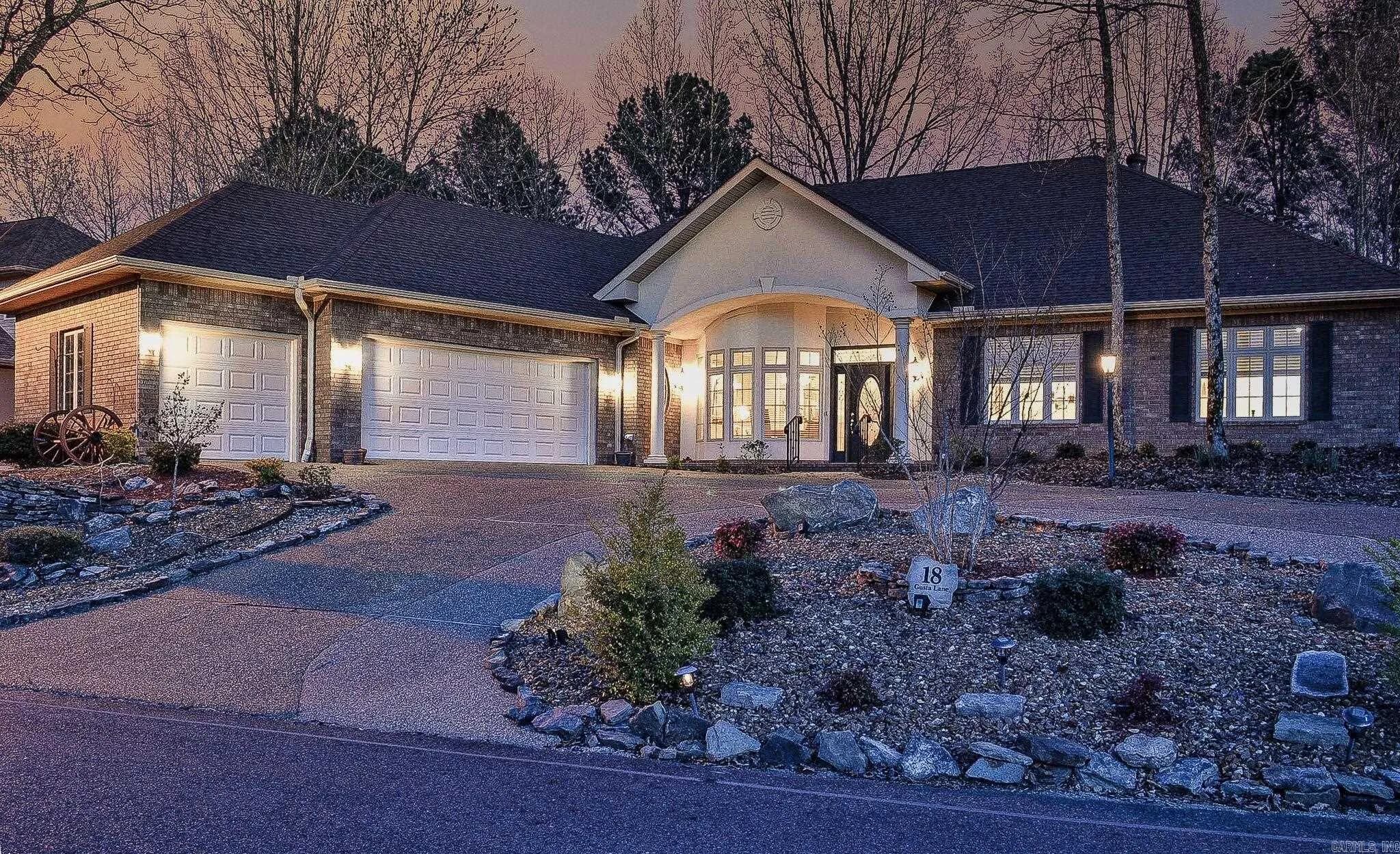 Property at 18  Gusta - Image 1