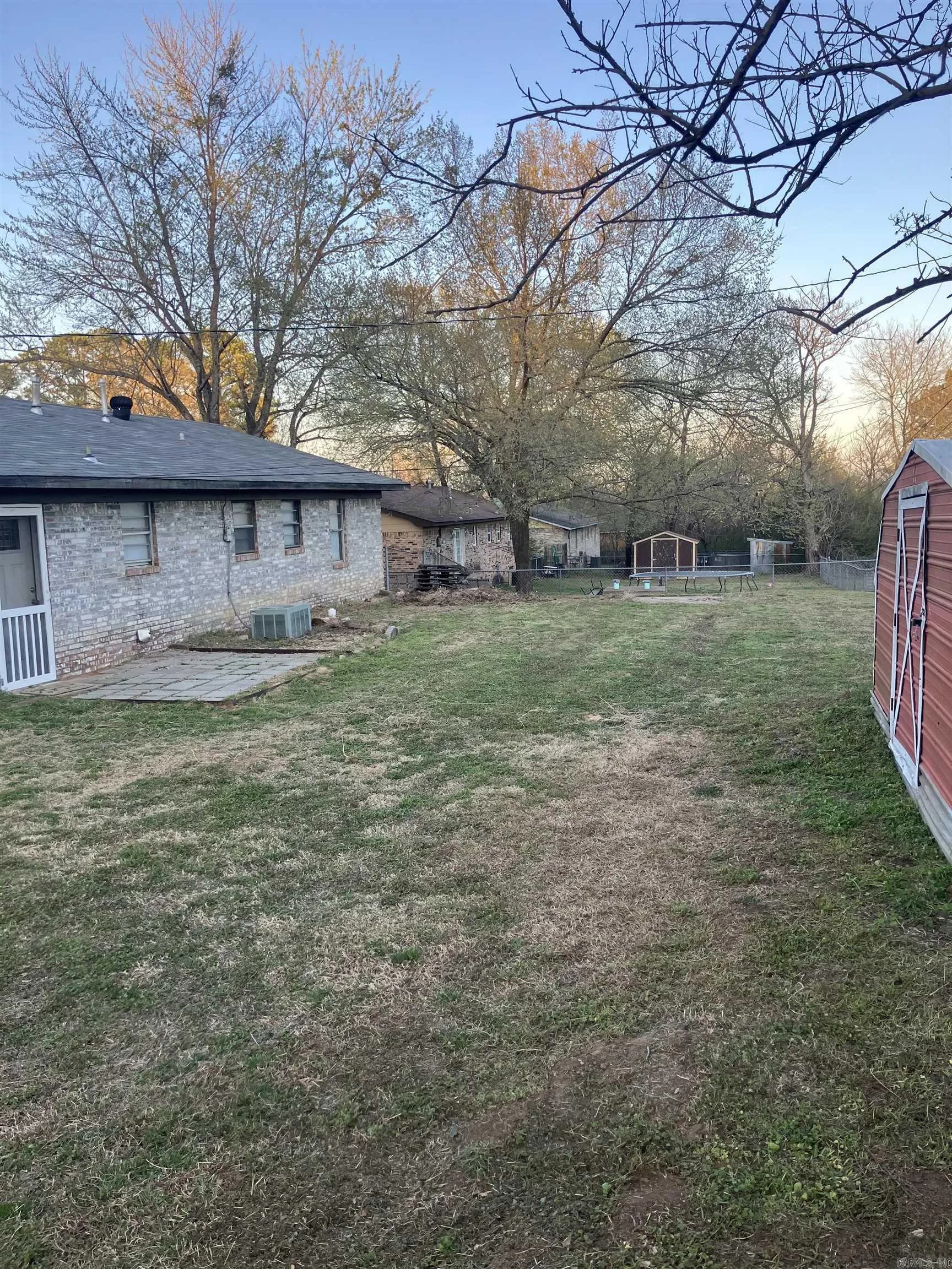 Property at 117 E Miami - Image 12