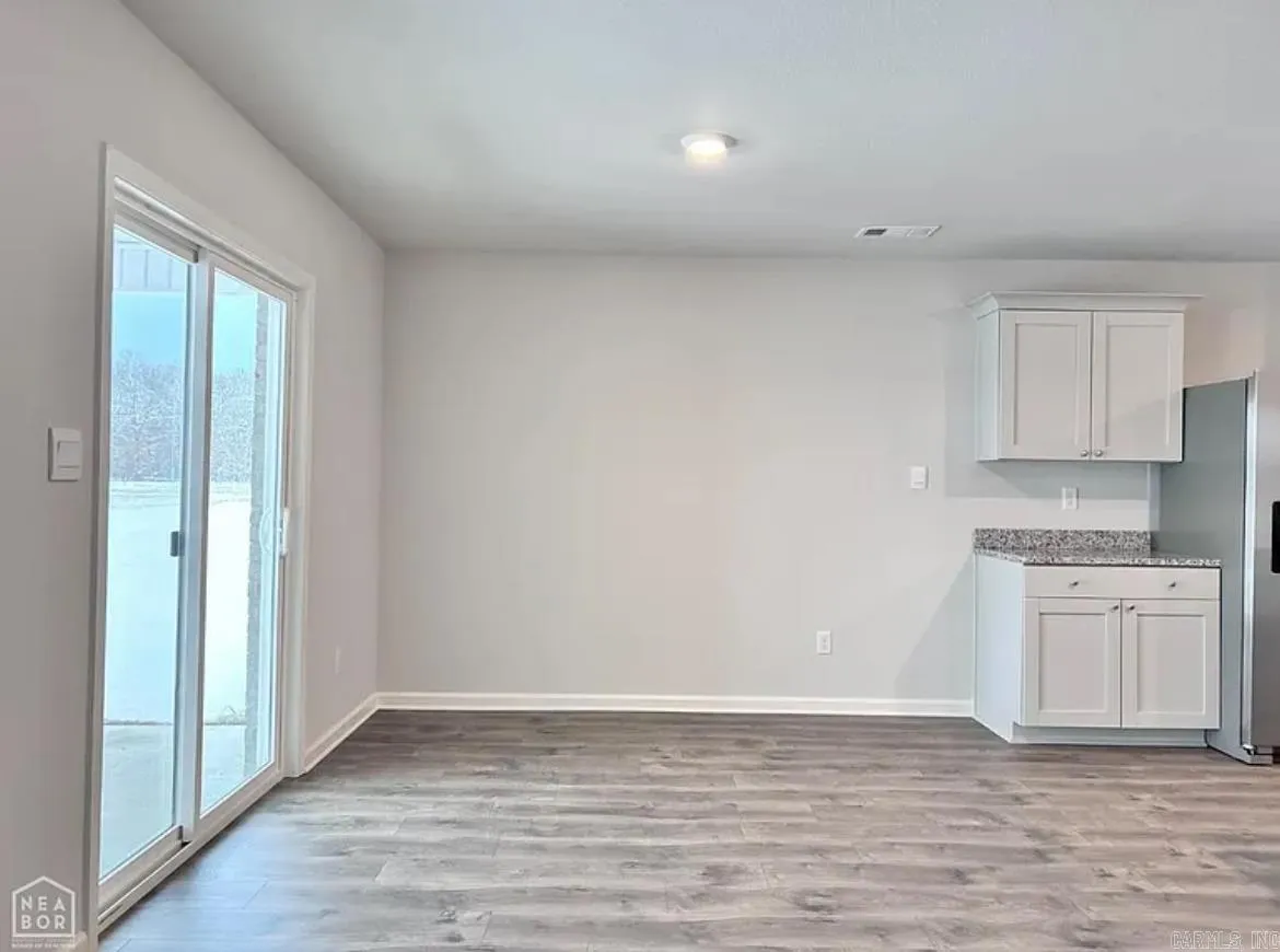 Property at 112  Terry - Image 7
