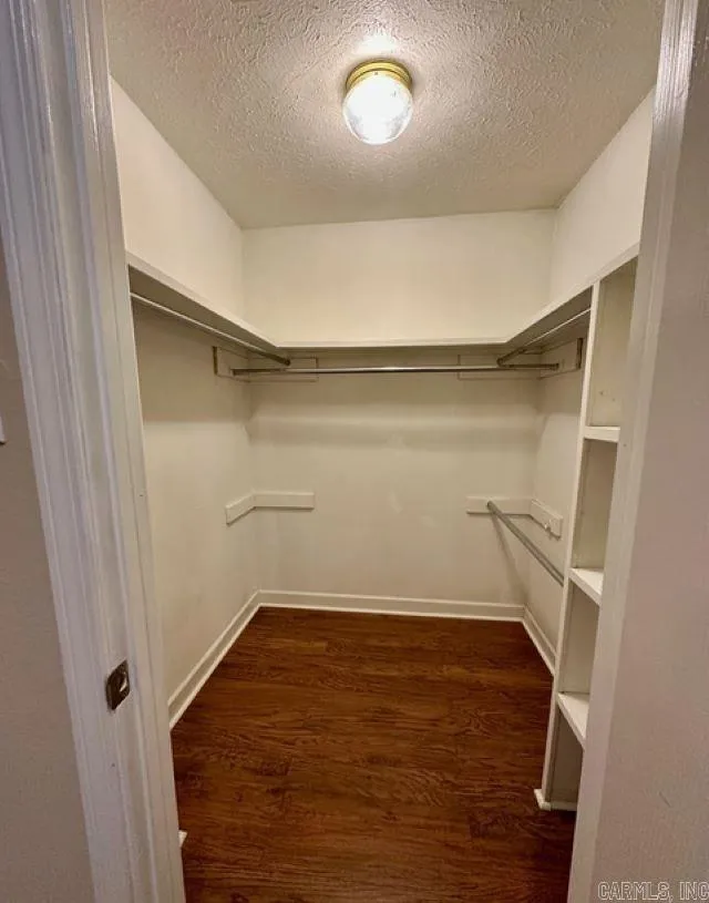 Property at 135  Peach - Image 22