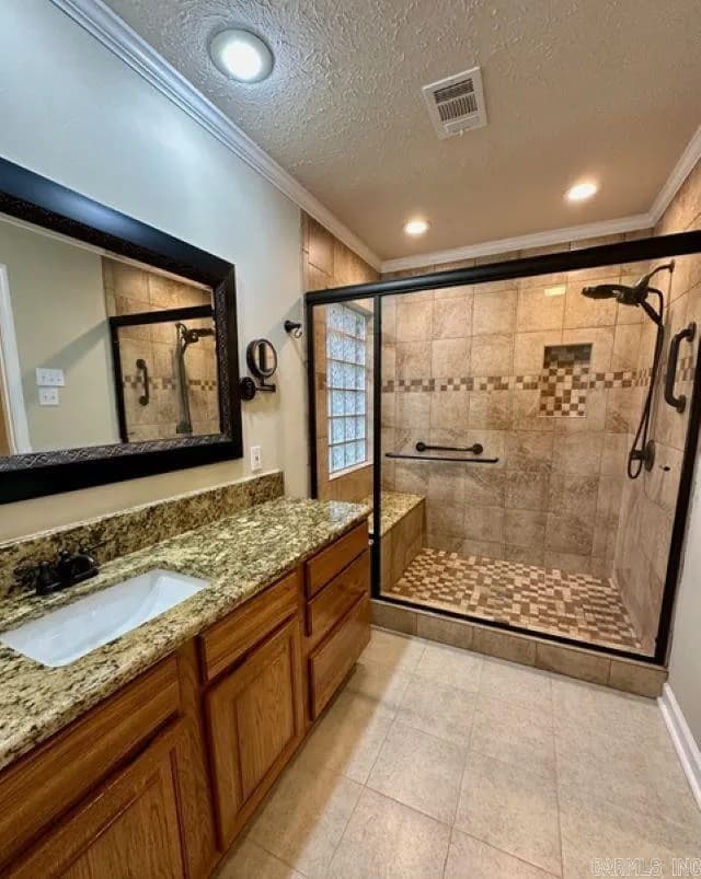 Property at 135  Peach - Image 19