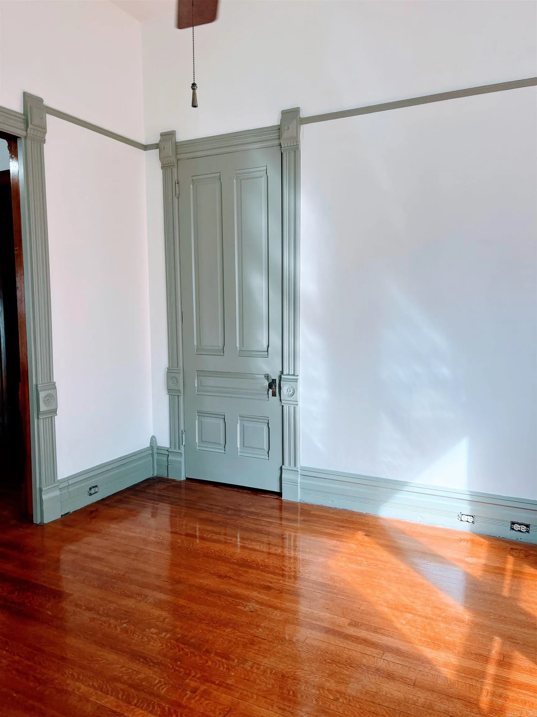 Property at 2107  Broadway street - Image 8
