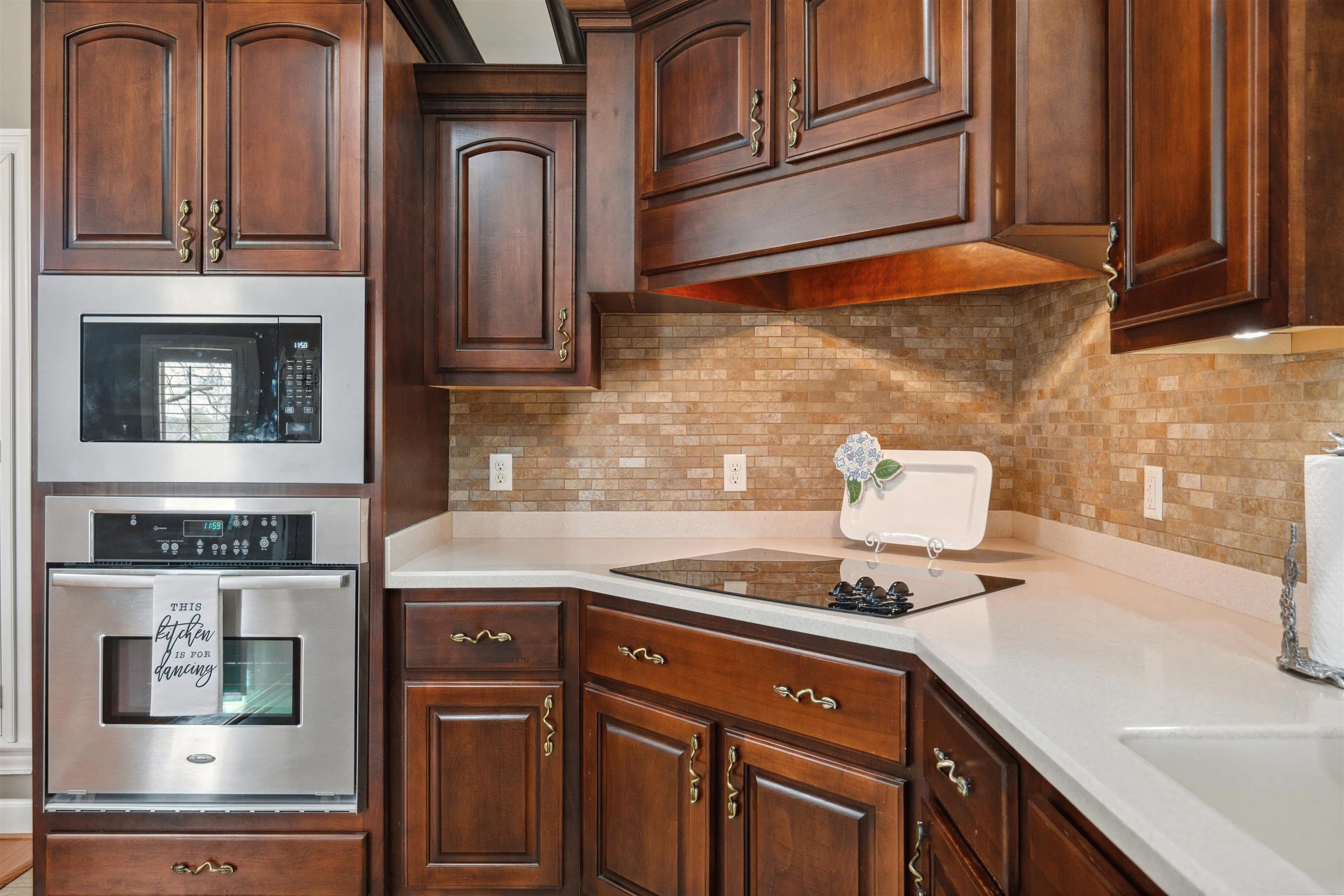 Property at 120  Asbury cv - Image 17