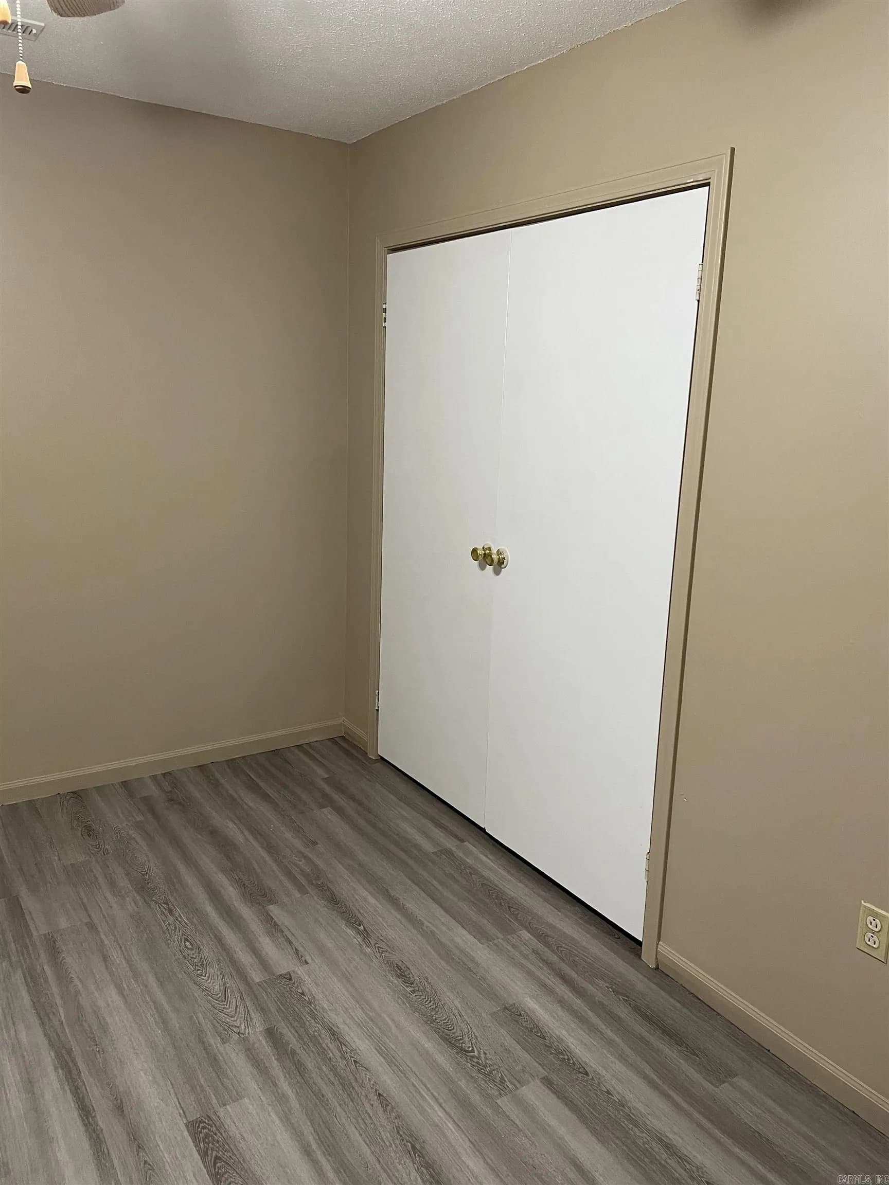 Property at 204  Pamela - Image 4